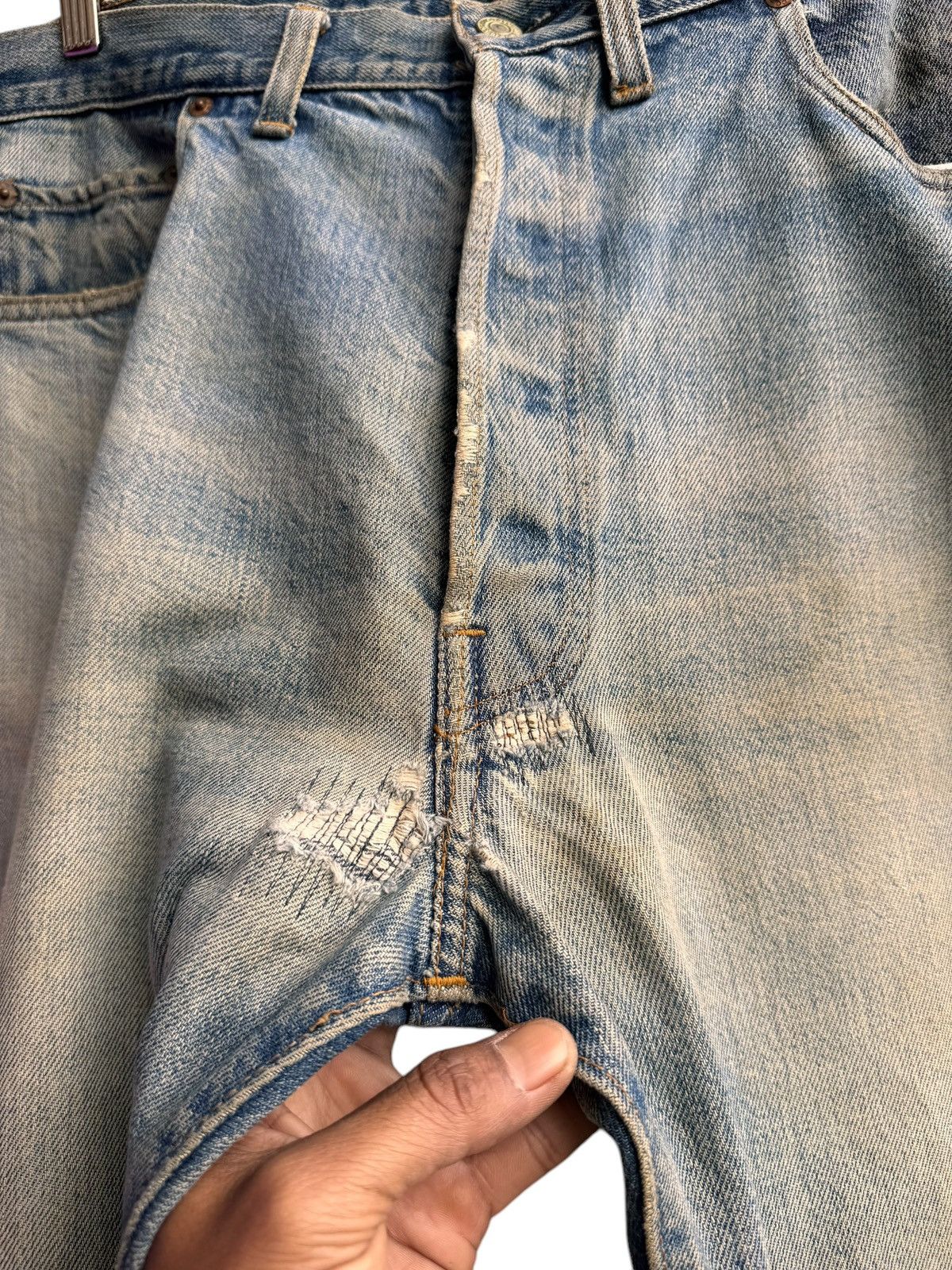 Levi's Vintage Distressed Levis 501 Selvedge Top button 6 Size US 36 / EU 52 - 8 Thumbnail