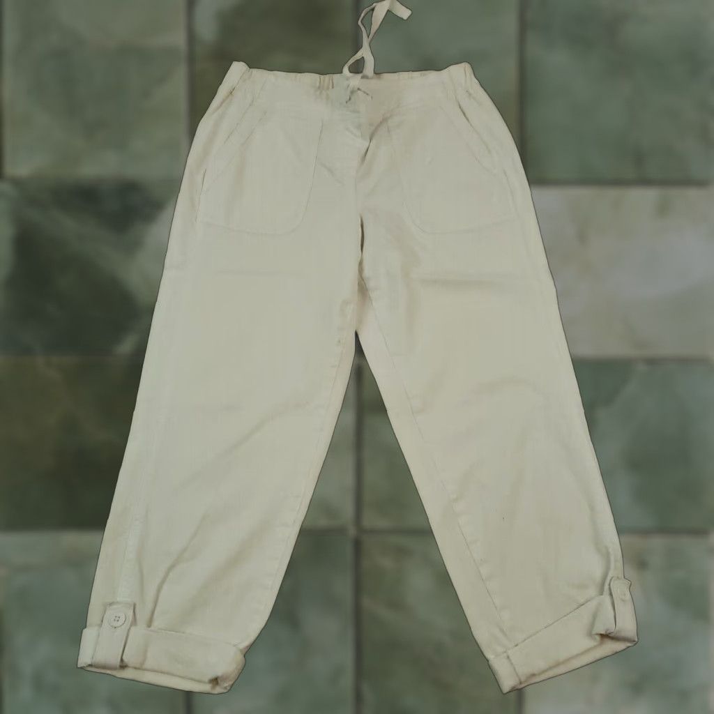Talbots Talbots White Straight Leg Chino Pants Womens Petite 2 Stretch Size 28" / US 6 / IT 42 - 1 Thumbnail