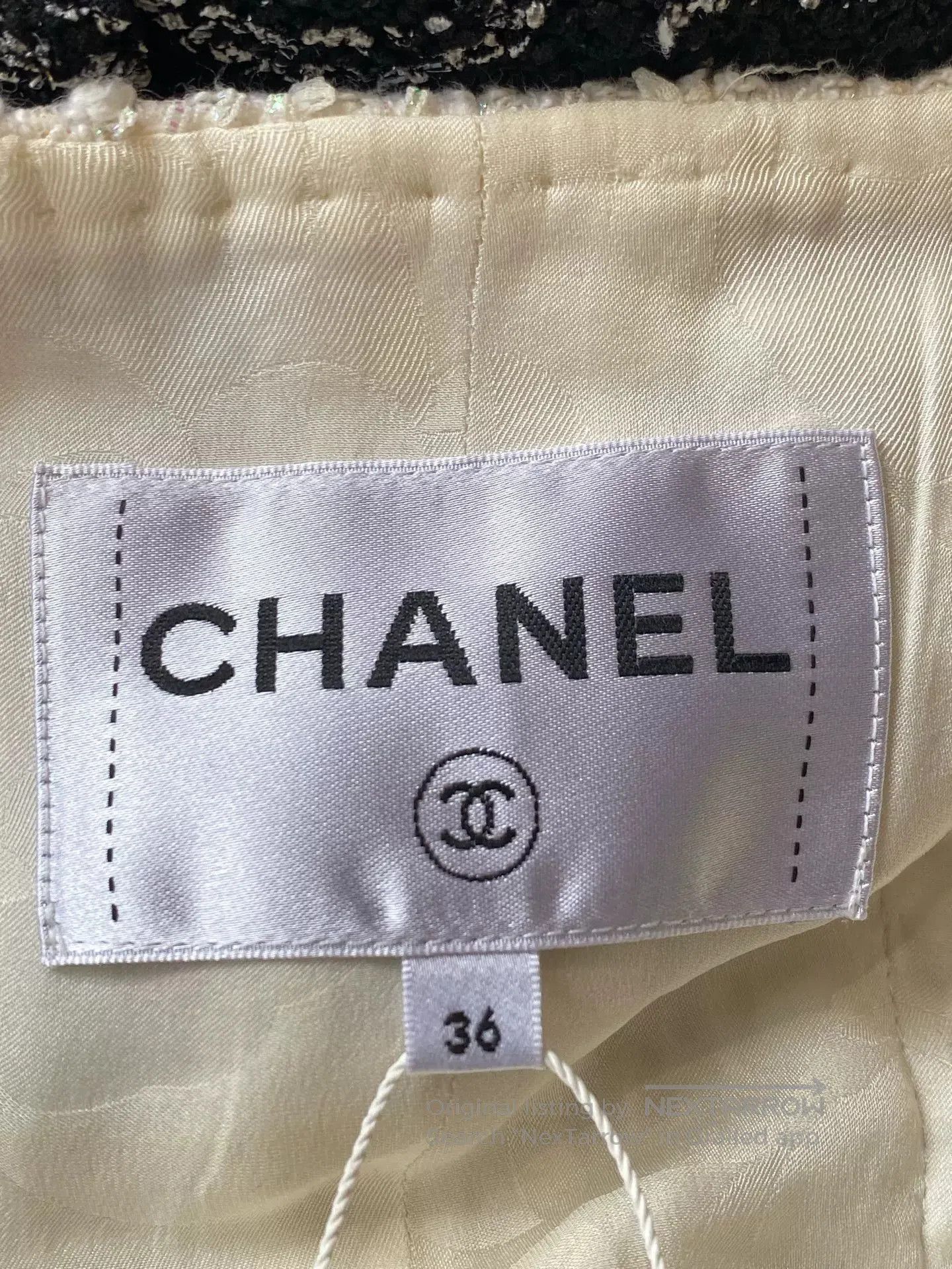 Chanel Chanel 2023 White Diamond Button Coat. Size US M / EU 48-50 / 2 - 3 Thumbnail