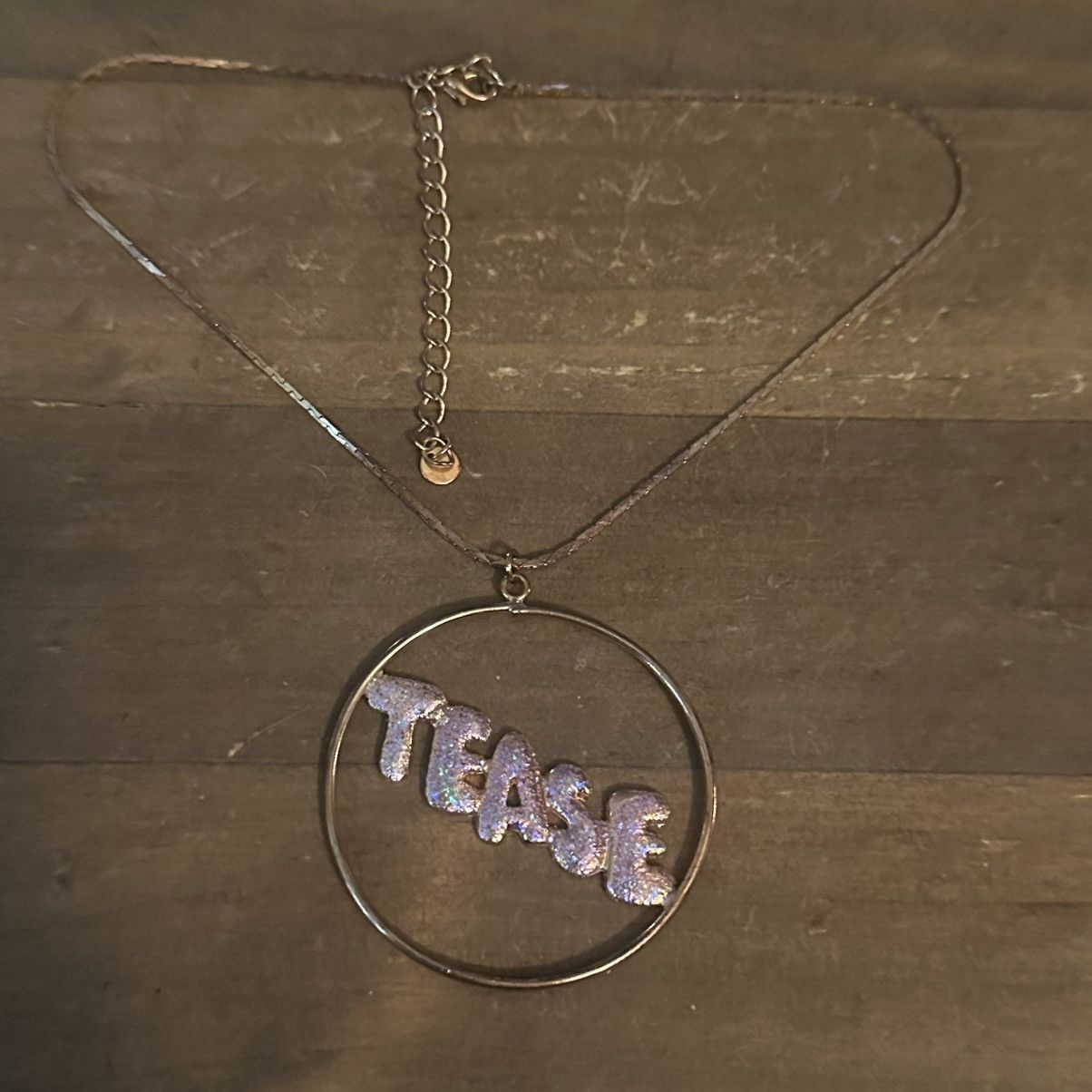 Other Gold tone tease pendant choker necklace Size ONE SIZE - 2 Thumbnail