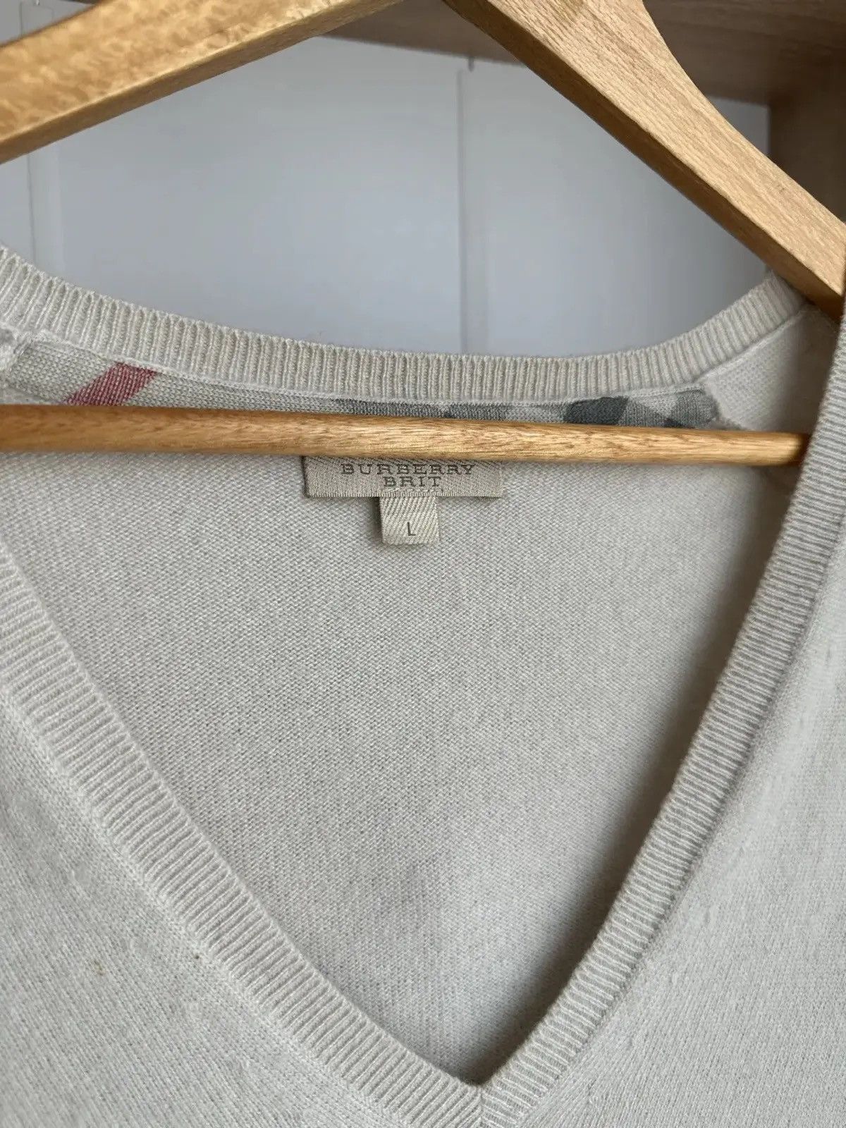 Burberry Vintage Burberry Wool Beige Sweater Size US L / EU 52-54 / 3 - 5 Thumbnail