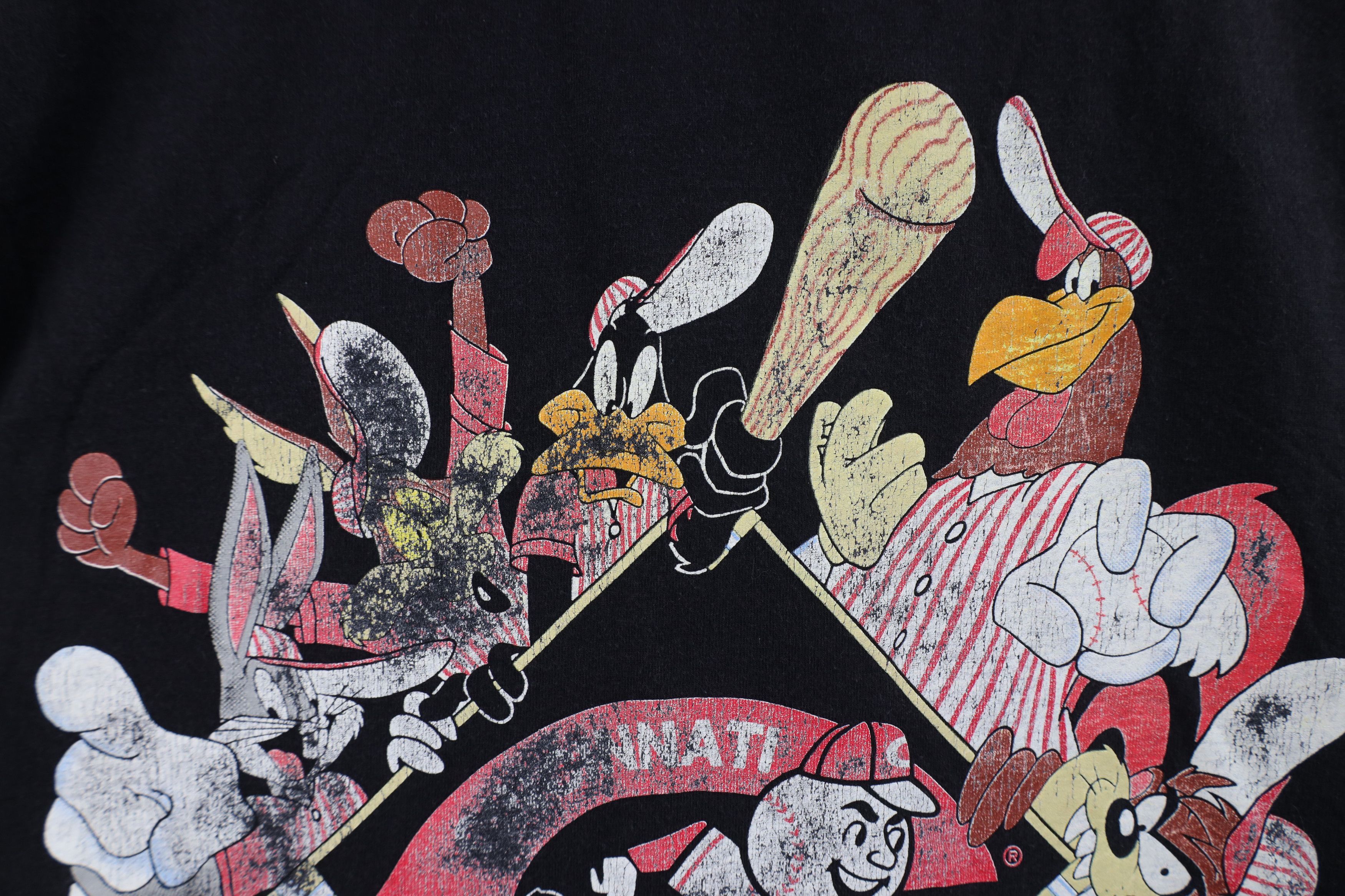Vintage Vintage 90s Looney Tunes Reds Baseball T-Shirt USA Size US XL / EU 56 / 4 - 5 Thumbnail