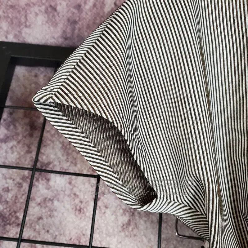 Dior Dior Brown Striped Short. Size S / US 4 / IT 40 - 9 Thumbnail