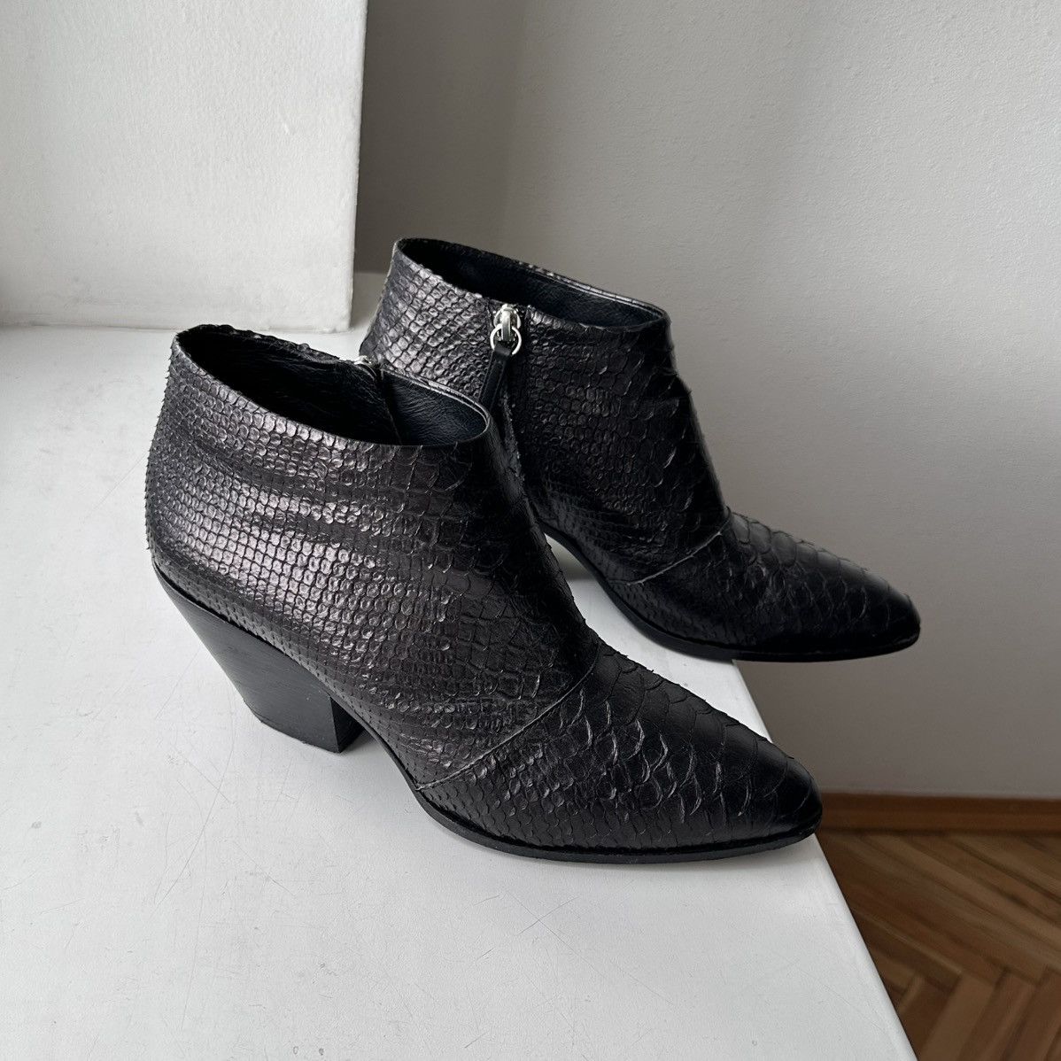 Hedi Slimane Giuseppe Zanotti Leather Ankle Boots Heel Saint Laurent Vibe Size US 7.5 / IT 37.5 - 3 Thumbnail