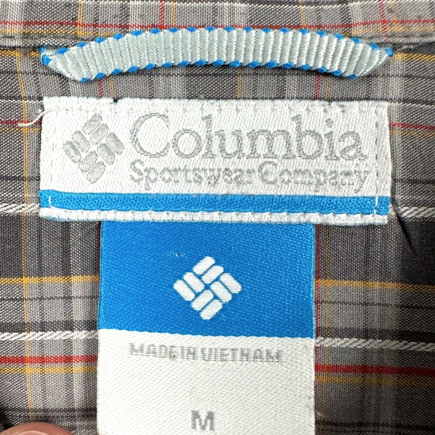 Vintage Columbia Shirt Button Down Mens Medium Gray Red Plaid Pocket Long Sleeve Cotton Size US M / EU 48-50 / 2 - 4 Thumbnail