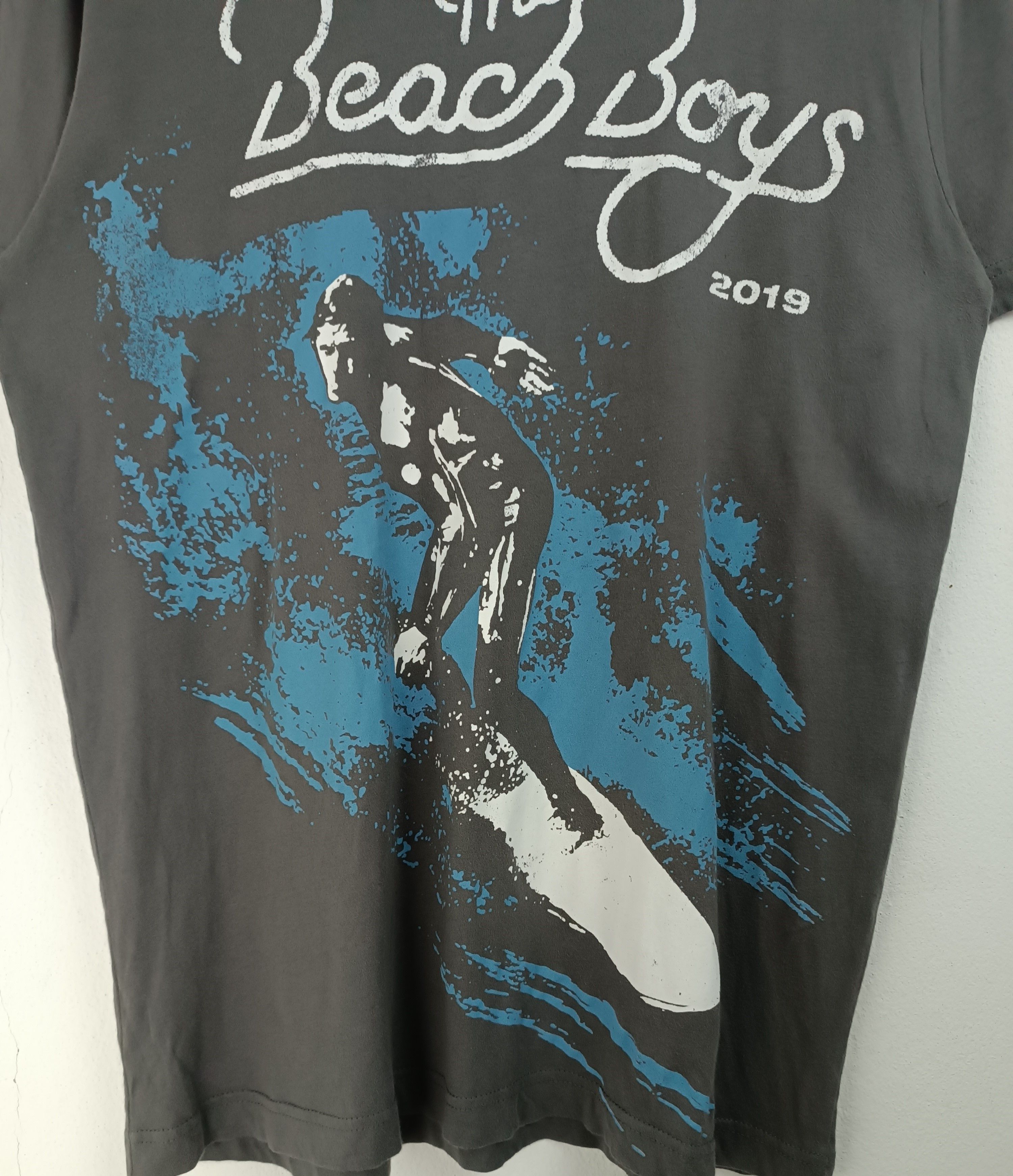 Vintage VINTAGE THE BEACH BOYS 2019 SURF BEACH TEE beatles who Size US L / EU 52-54 / 3 - 7 Thumbnail