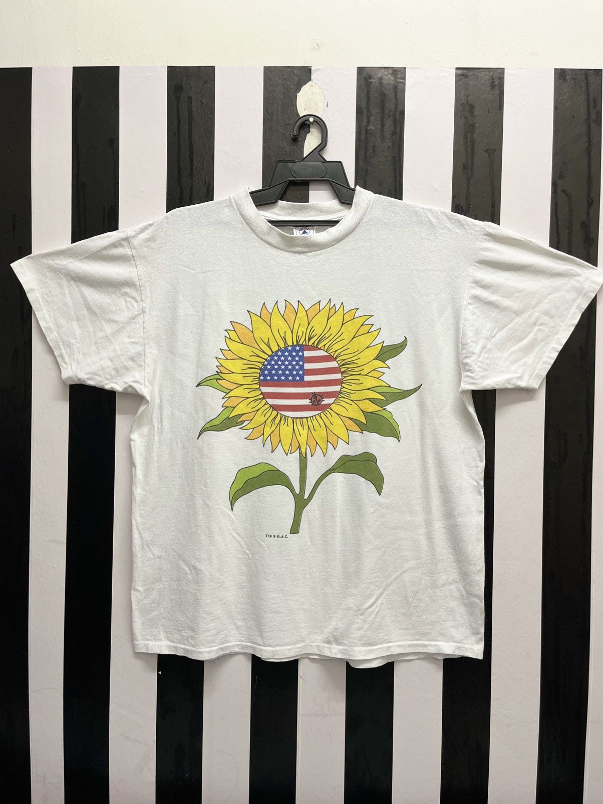 Delta Floral Print tee Size US XL / EU 56 / 4 - 1 Thumbnail