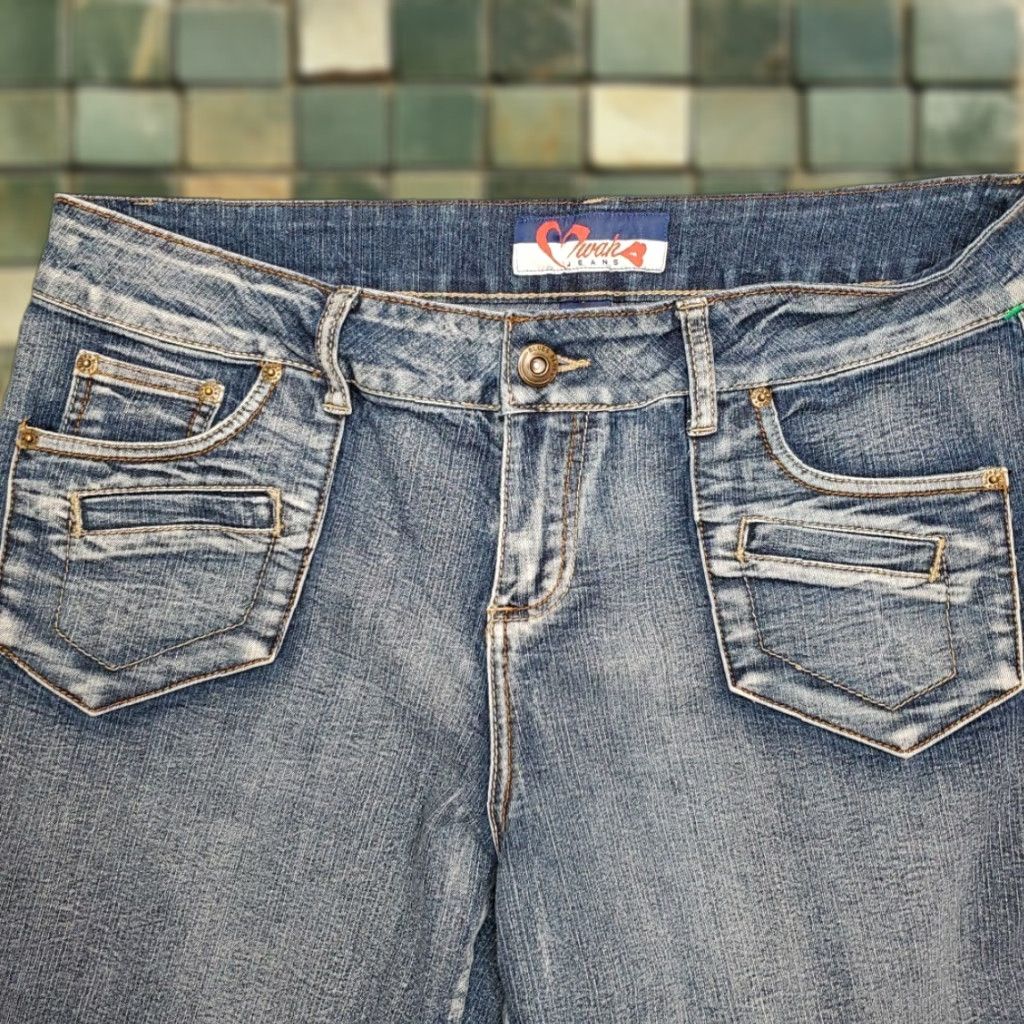 Vintage MWAH Shorts Womens 16W Blue Denim Bermuda Relaxed Fit Stretch Blend 90s Retro Pockets Zip Womens Size 38" / US 16 / IT 52 - 1 Thumbnail