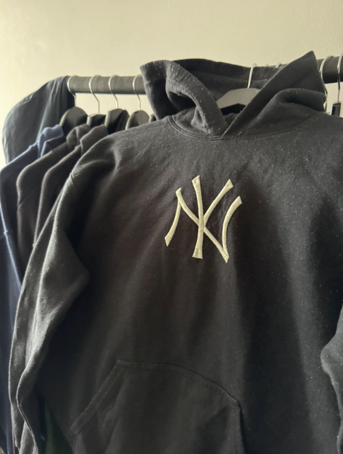 Vintage Vintage New York Yankees Hoodie Y2K S Size US S / EU 44-46 / 1 - 5 Thumbnail