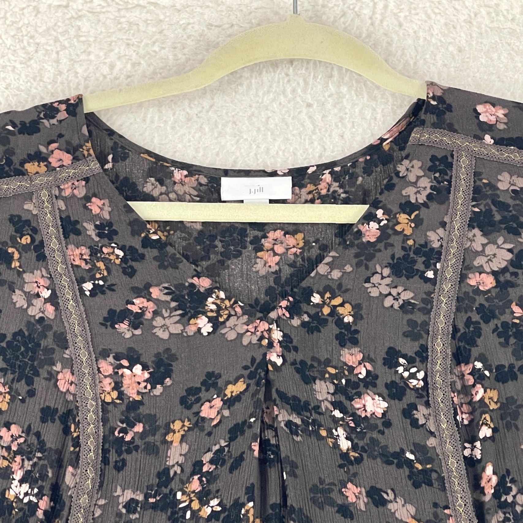 J. Jill J. Jill Shirt Women M Brown Floral Crepe Crochet 3/4 Sleeve Pullover Casual Size M / US 6-8 / IT 42-44 - 3 Thumbnail