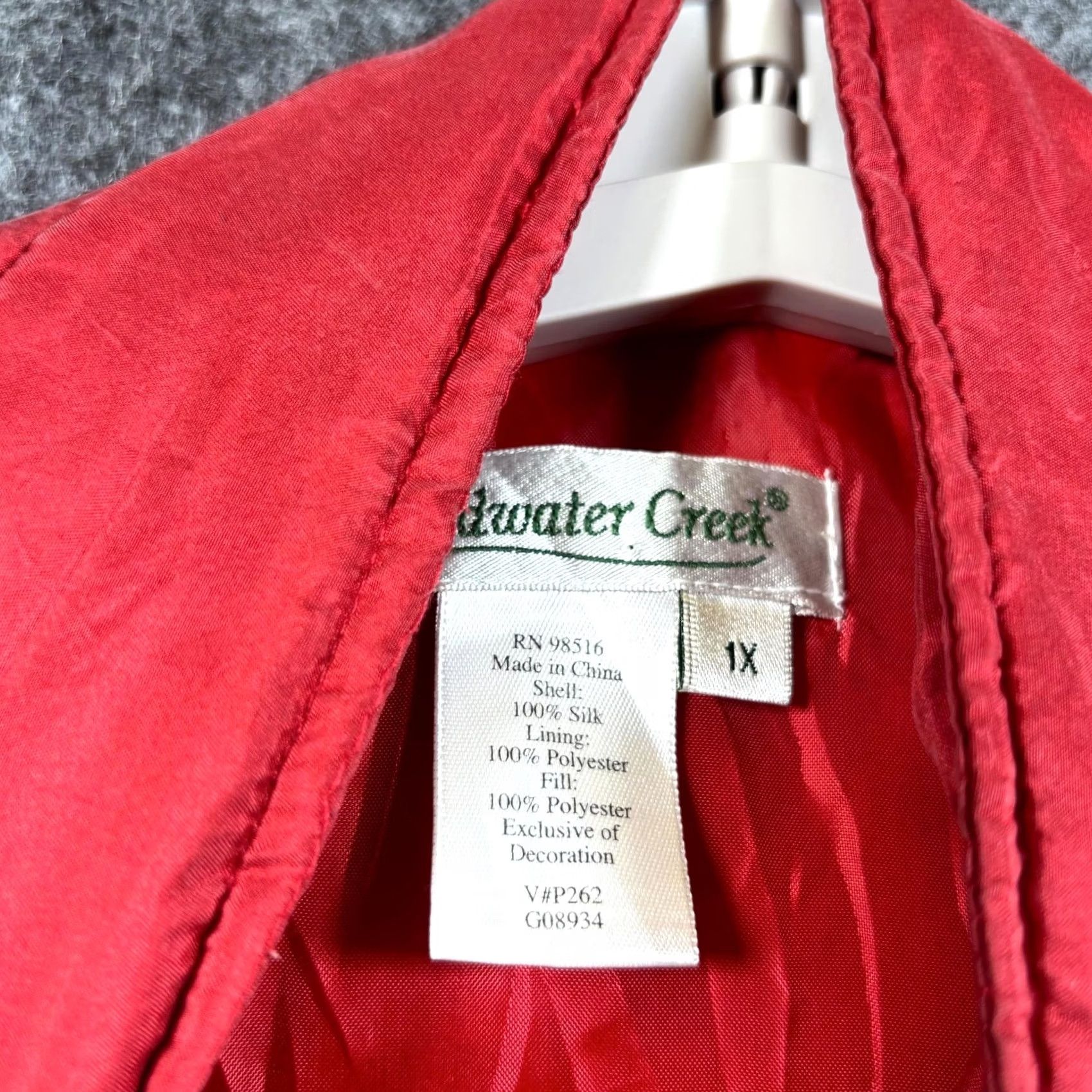 Coldwater Creek Coldwater Creek Vest Jacket Womens 1X Red Silk Floral Full-Zip Travel Utility Vest Jacket Silk Floral Full-Zip Red Womens 1X Size XL / US 12-14 / IT 48-50 - 5 Thumbnail