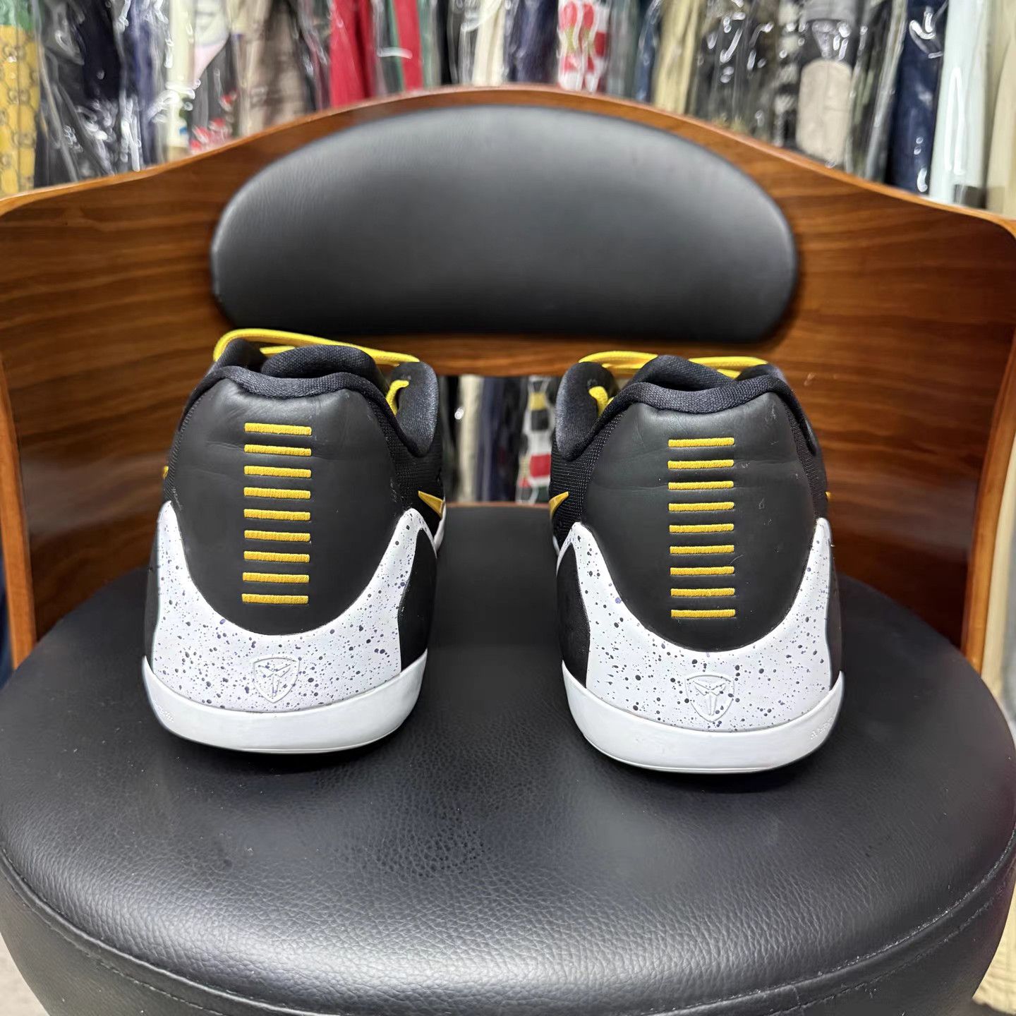 Nike Nike Kobe 9 Black Gold Basketball Shoes K15 Size US 14 / EU 47 - 3 Thumbnail