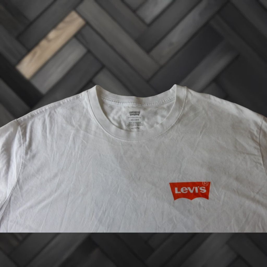 Levi's Levi's T-Shirt Men Short Sleeve XL White Graphic Print MINT Condition Size US XL / EU 56 / 4 - 1 Thumbnail