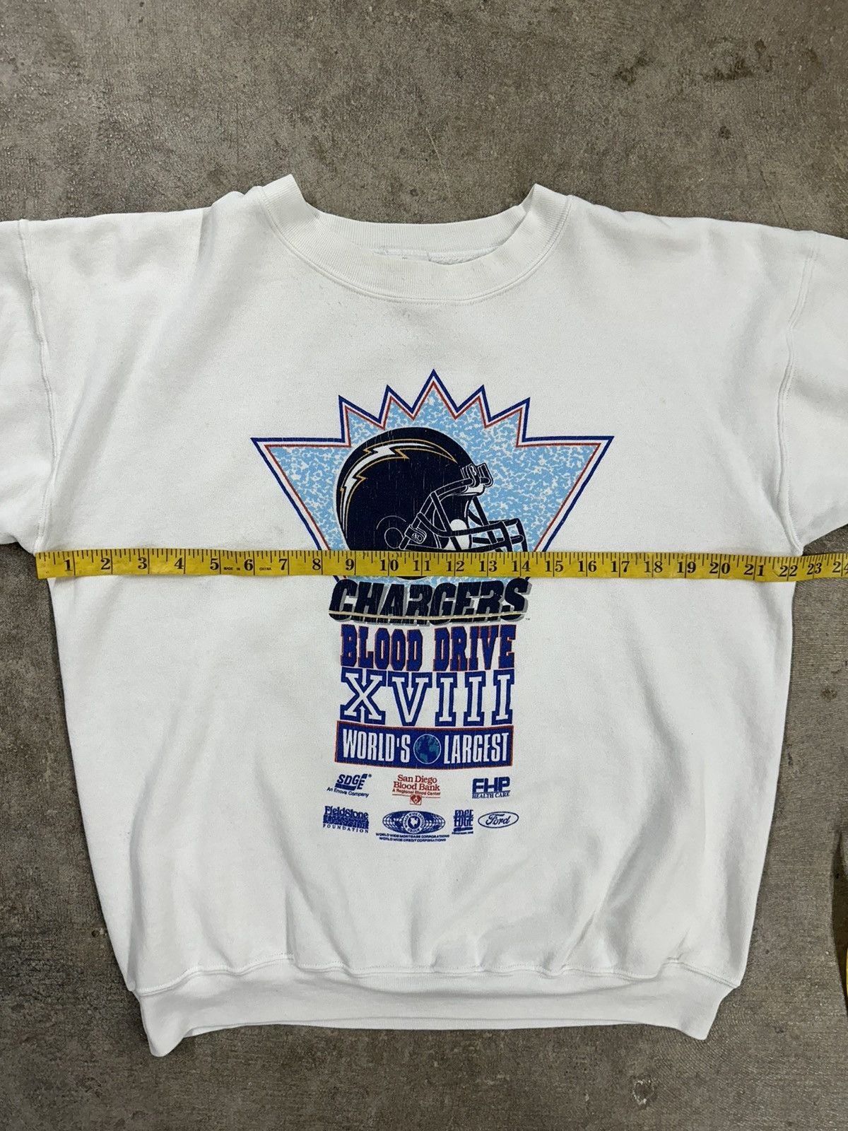 Vintage Vintage 90s San Diego Chargers Blood Drive NFL Sweatshirt Size US M / EU 48-50 / 2 - 16 Thumbnail