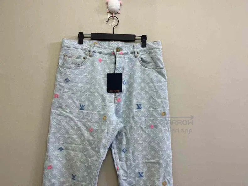 Louis Vuitton LOUIS VUITTON LV x TYLER Blue Rainbow Full. Size US 32 / EU 48 - 2 Thumbnail