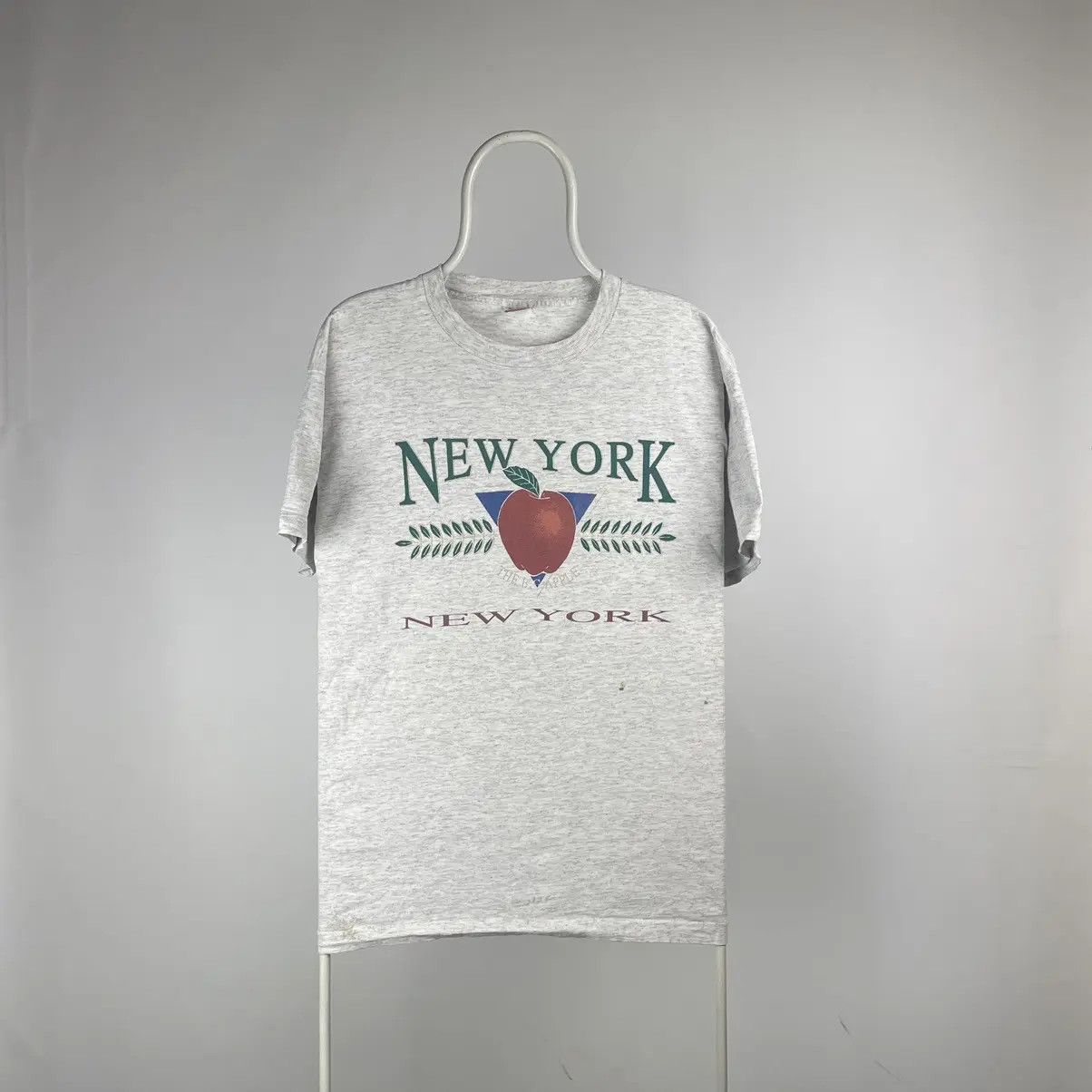 Band Tees New York T-shirt apple vintage band tee size XLarge Size US XL / EU 56 / 4 - 1 Thumbnail