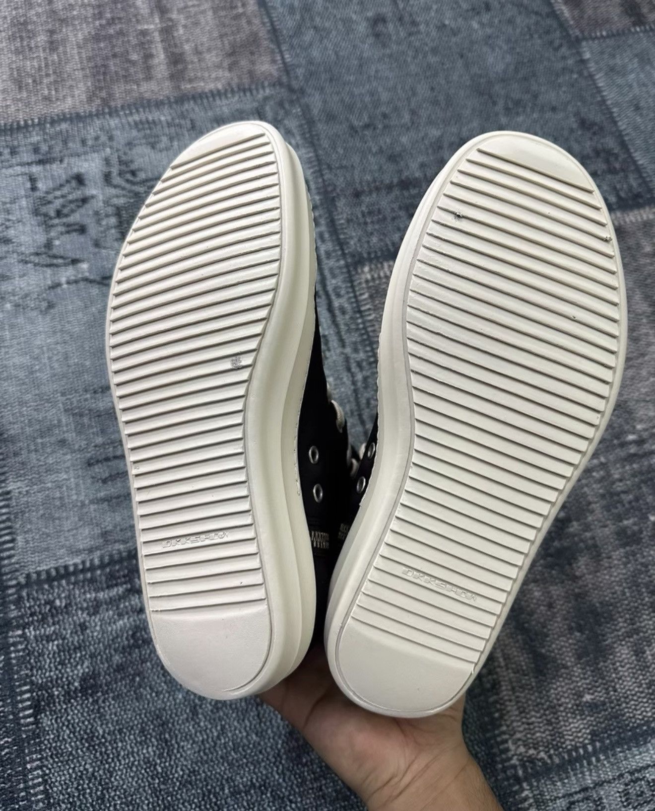 Rick Owens Drkshdw Rick Owens Drkshdw waxed canvas Converse high-top sneakers Size US 7 / EU 40 - 2 Thumbnail