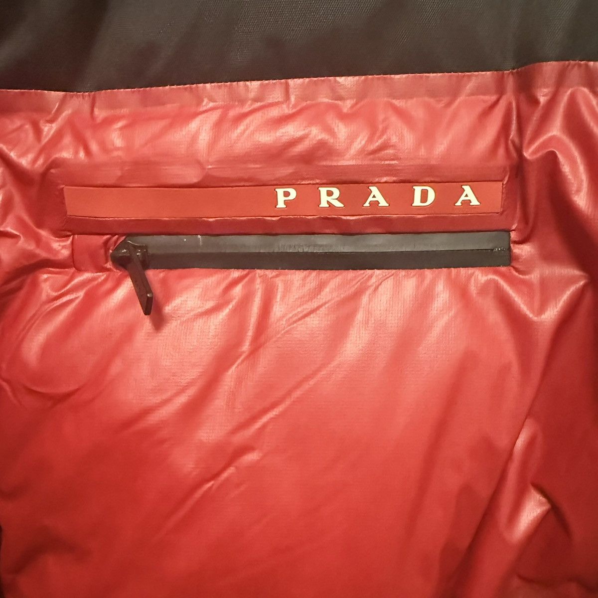 Prada PRADA SPORT LINEA ROSSA Logo patch Down jacket Black Red Size US L / EU 52-54 / 3 - 3 Thumbnail