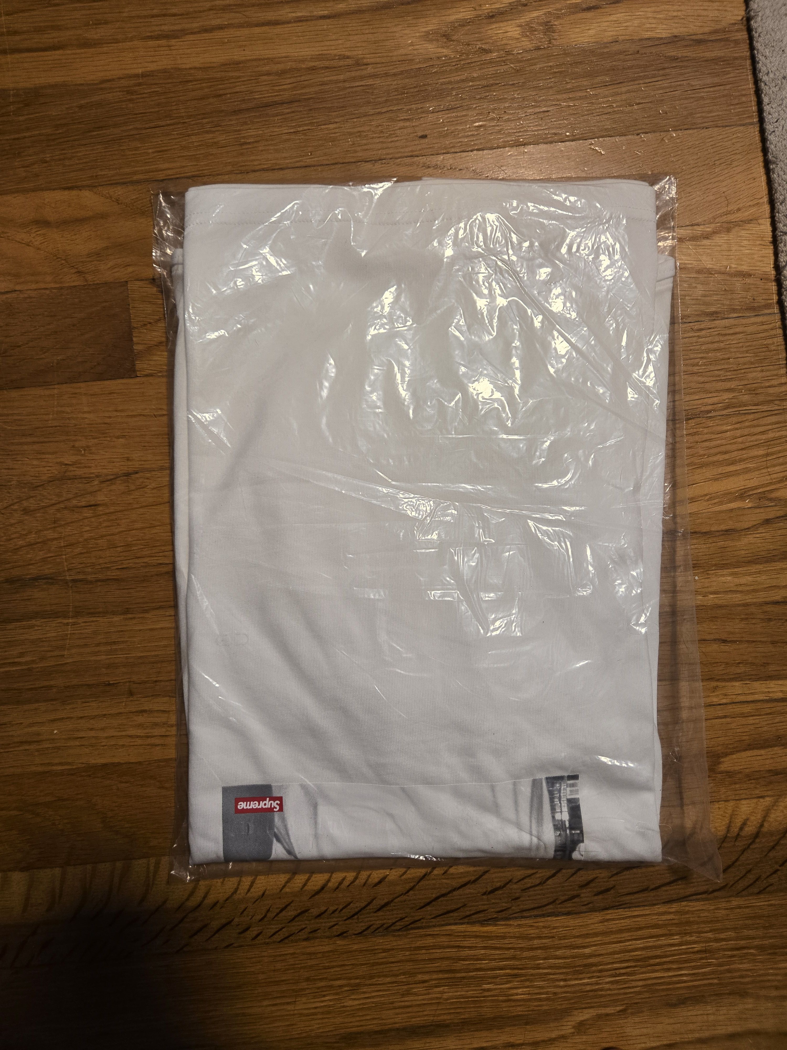 Jordan Brand × Supreme Supreme / Jordan Biggie S/S Top Size US L / EU 52-54 / 3 - 4 Thumbnail