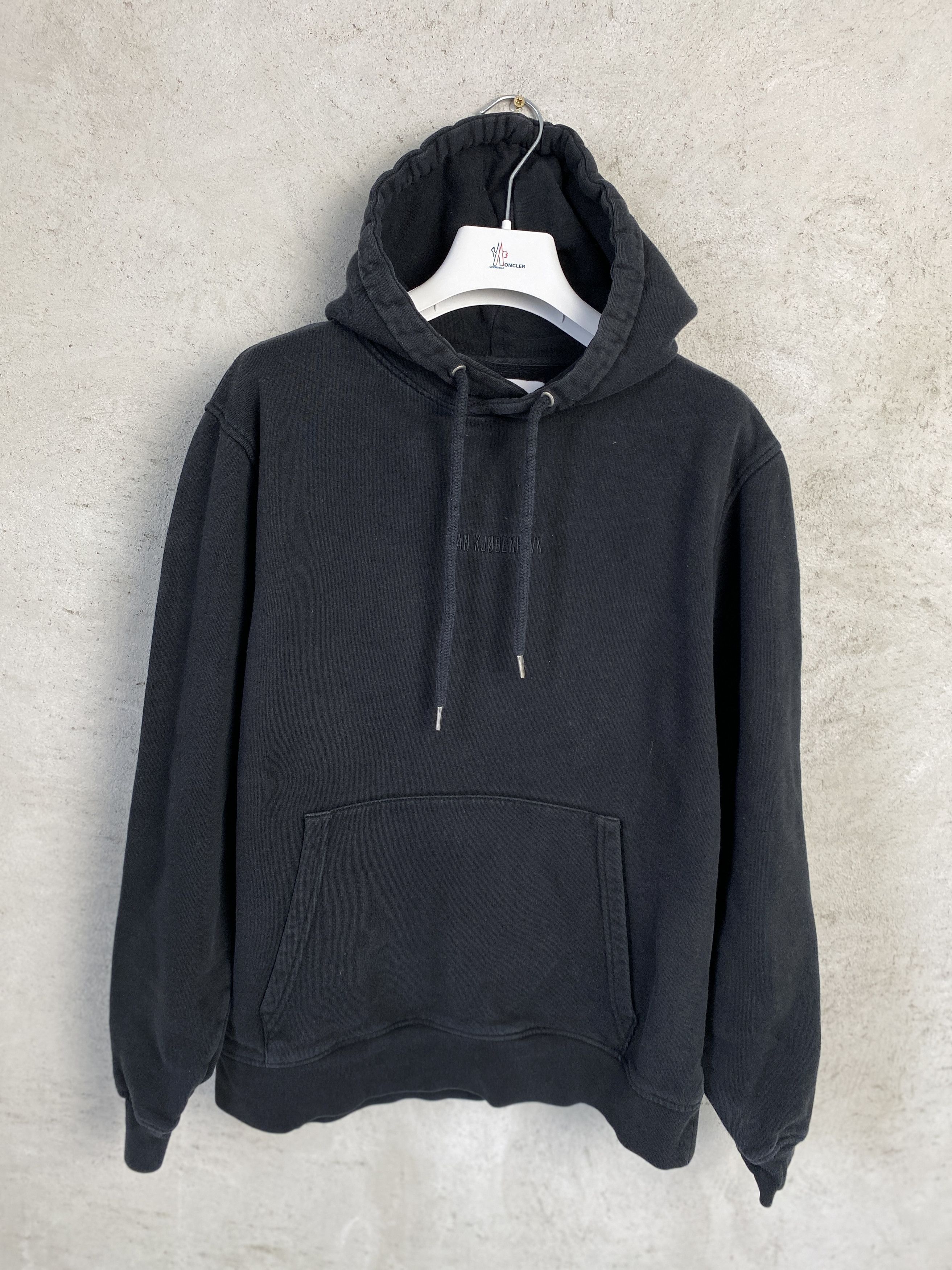 Han Kjobenhavn Han Kjobenhavn casual hoodie center logo Size US S / EU 44-46 / 1 - 1 Thumbnail
