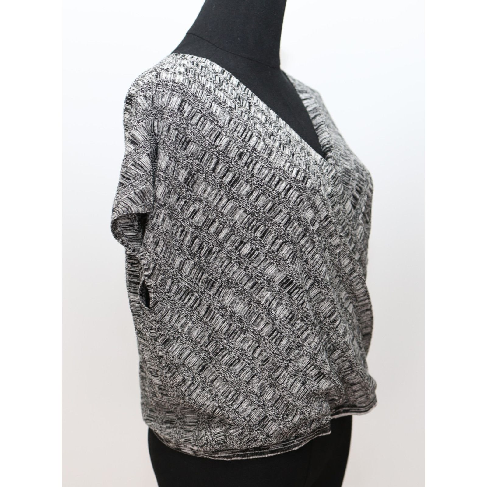 Eileen Fisher EILEEN FISHER Surplice Sleeveless Wrap Sweater Sz XXS Size XXS / US 00 / IT 34 - 3 Thumbnail