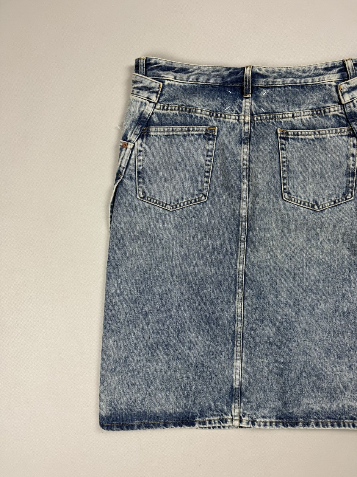 Maison Margiela BNWT! Maison Margiela Ladies Denim Pencil Wrap Midi Skirt Size 28" / US 6 / IT 42 - 19 Thumbnail