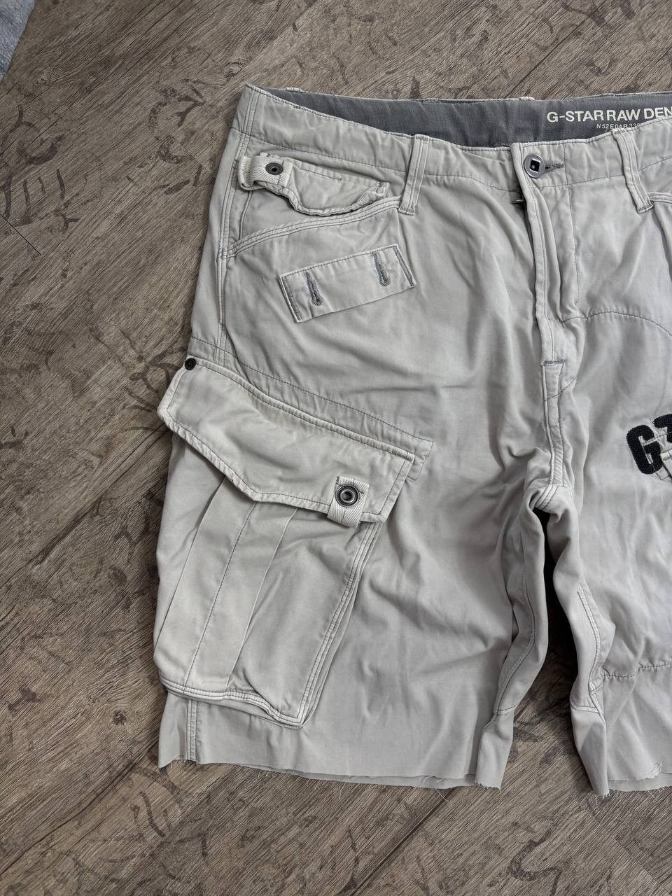 G-Star G-Star Cargo y2K Logo bermuda loose Shorts Size US 34 / EU 50 - 4 Thumbnail