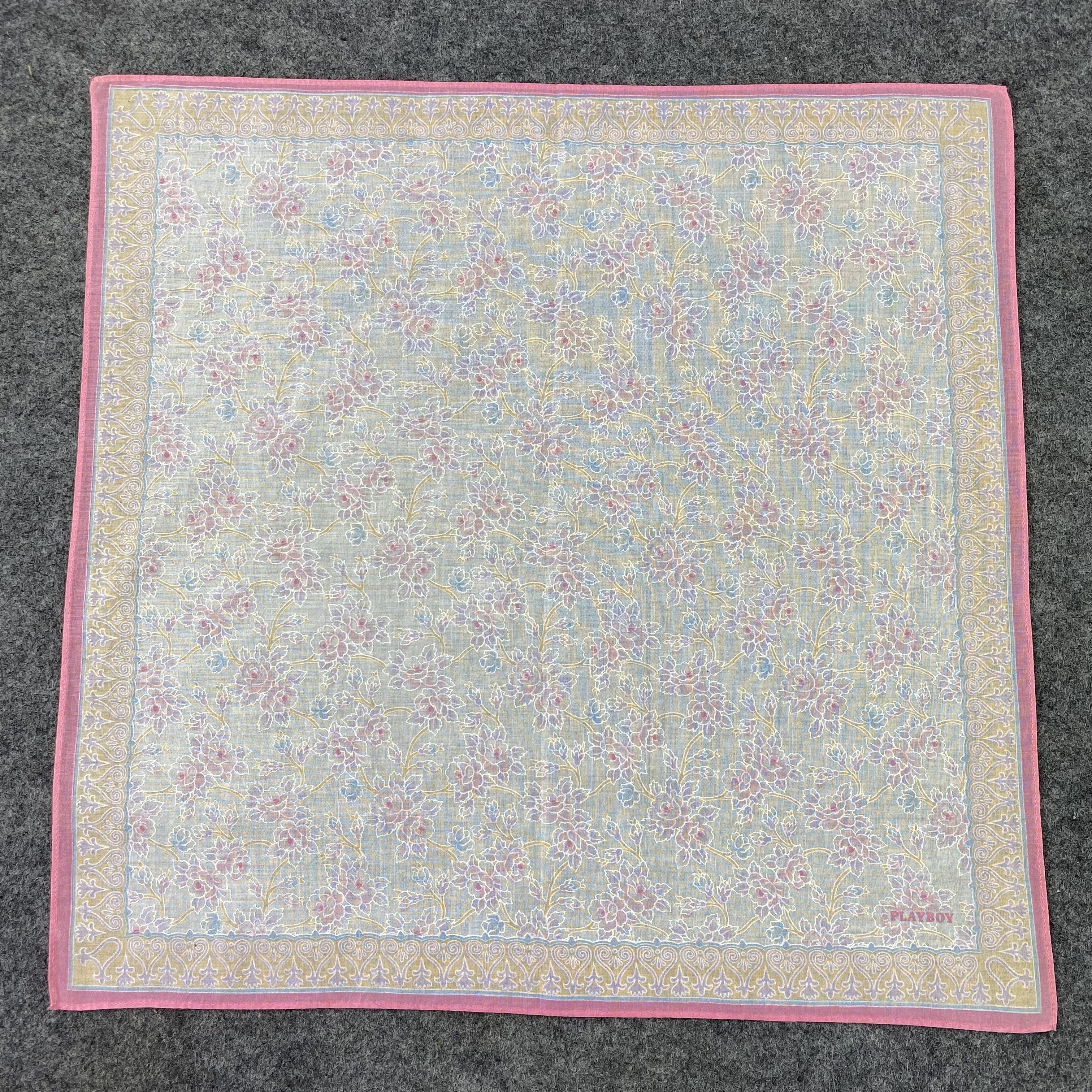Playboy PLAYBOY bandana / handkerchief / neckerchief -B691 Size ONE SIZE - 3 Thumbnail