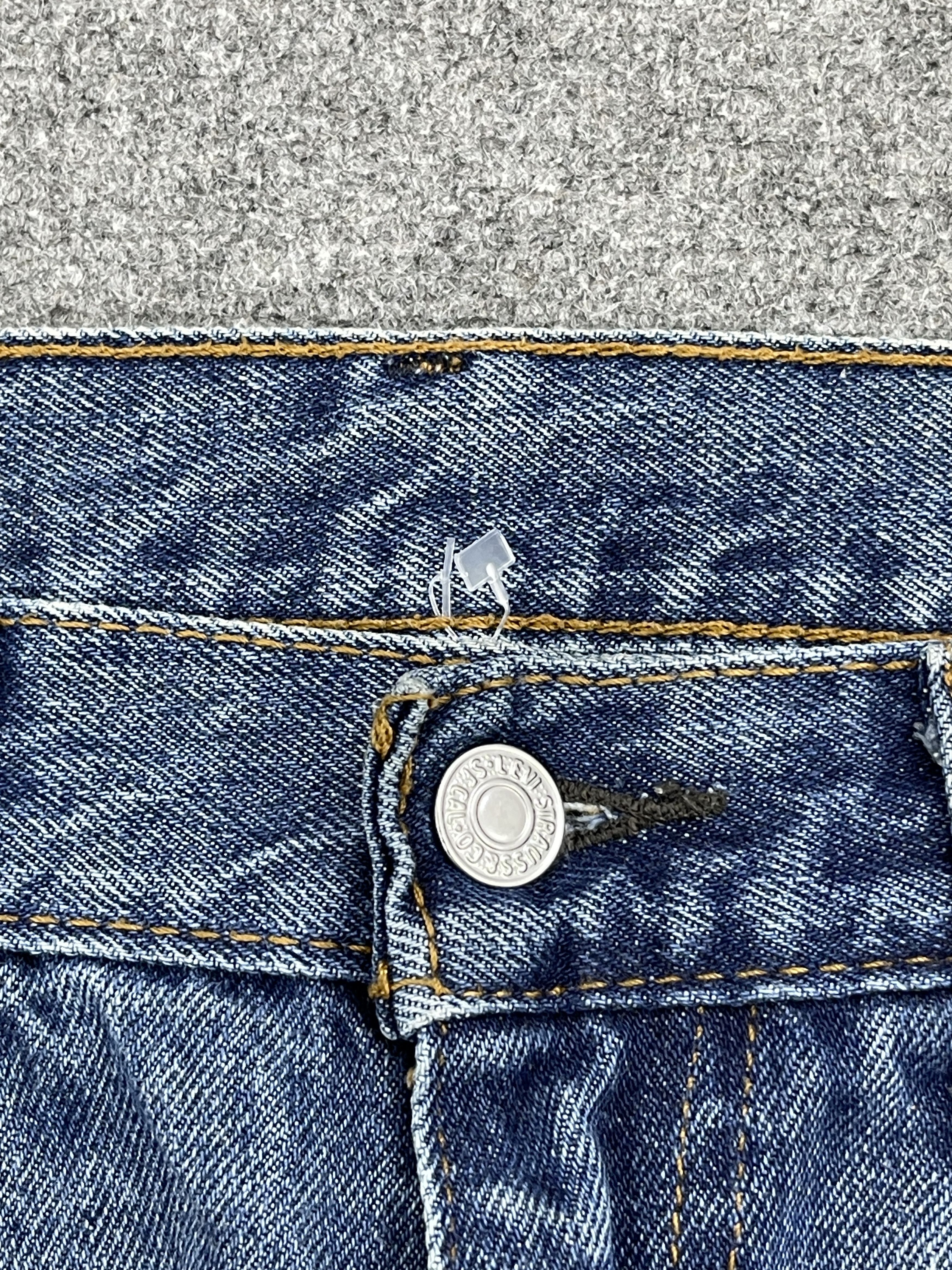 Levi's Vintage Levis 505 Lightwash Jeans DP2567 Size US 31 - 10 Thumbnail