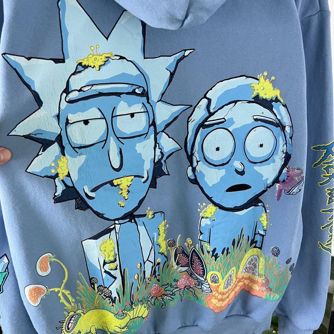 Cartoon Network Rick And Morty Psychedelic Alice In Wonderland Hoodie Y2k Size US M / EU 48-50 / 2 - 4 Thumbnail