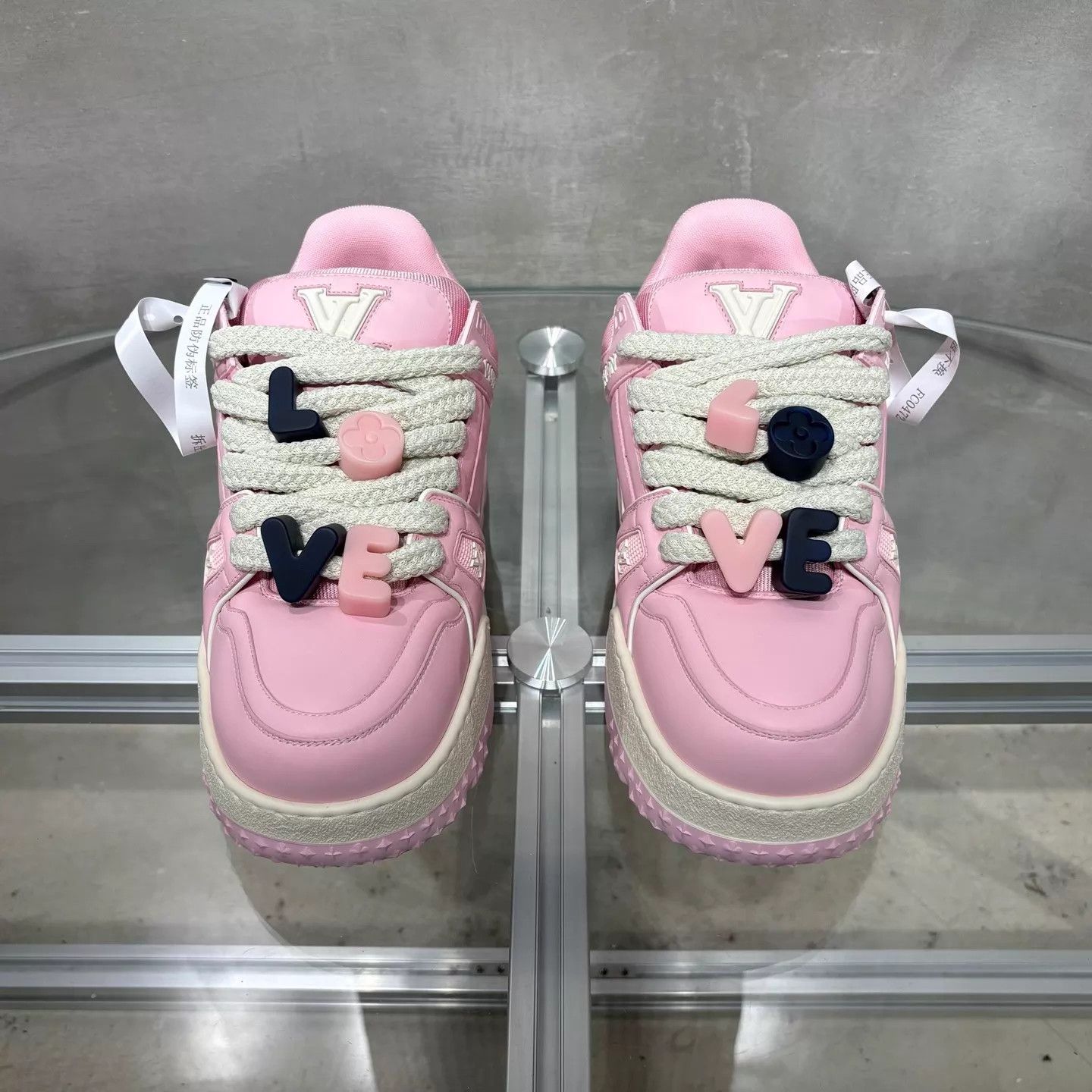 Louis Vuitton LV Trainer Maxi Jigglypuff Pink V-Day BNIB UK7.5 (41.5) Size US 8.5 / EU 41-42 - 1 Thumbnail