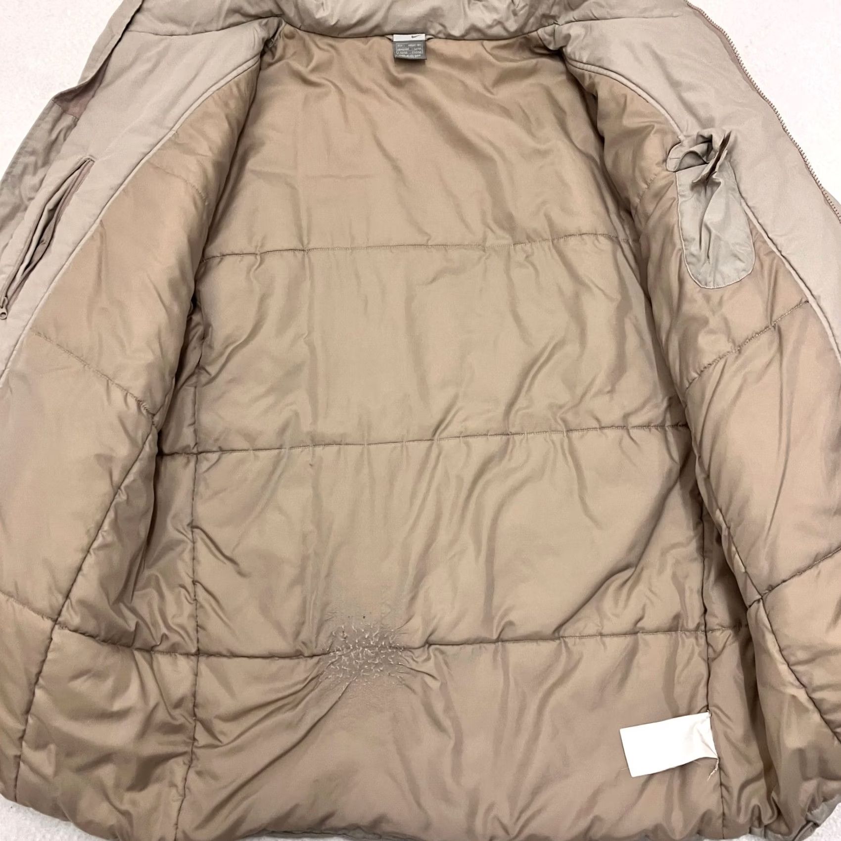 Nike VINTAGE Nike Jacket Mens Large Beige Hooded Full Zip Winter Coat Y2K Quilted Size US L / EU 52-54 / 3 - 6 Thumbnail
