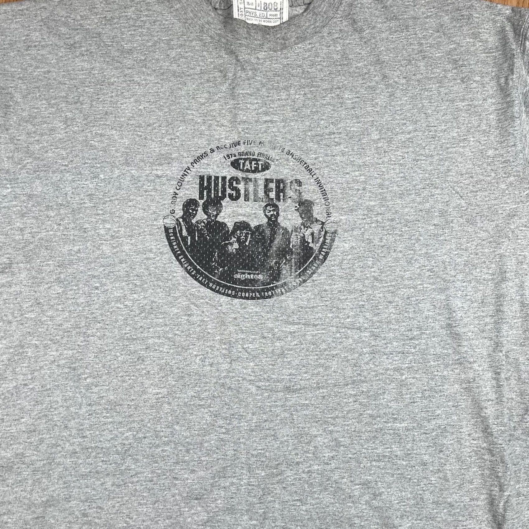 Vintage Unbranded CrewNeck Graphics T-Shirt Mens XL Extra Large 100% Cotton Made In USA Gray Short Sleeve Logo T-Shirt Mens XL Size US XL / EU 56 / 4 - 2 Thumbnail