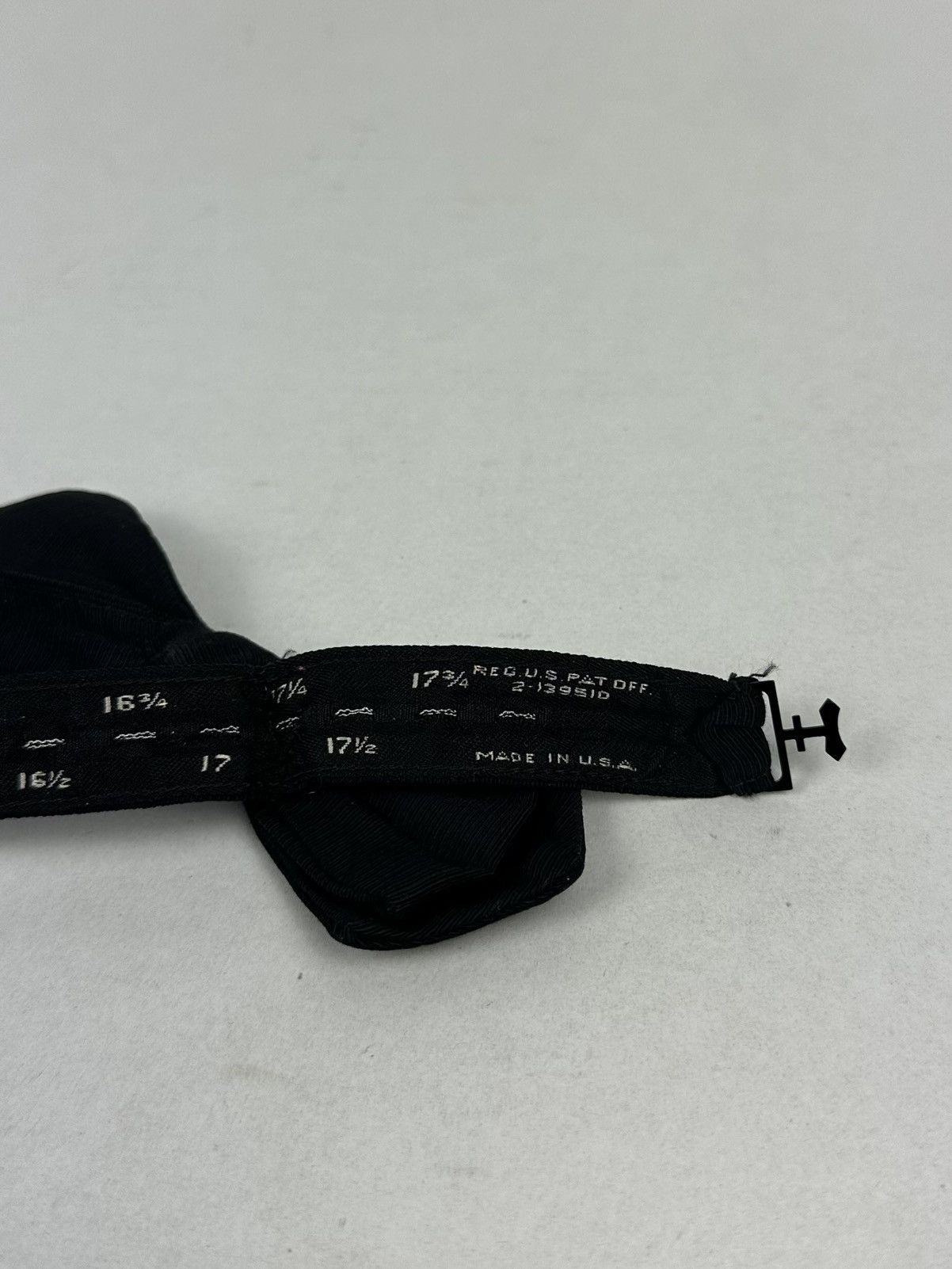 Vintage Vintage Invizo-Size Bow Tie Adjustable To Your Size Clip On Size ONE SIZE - 5 Thumbnail