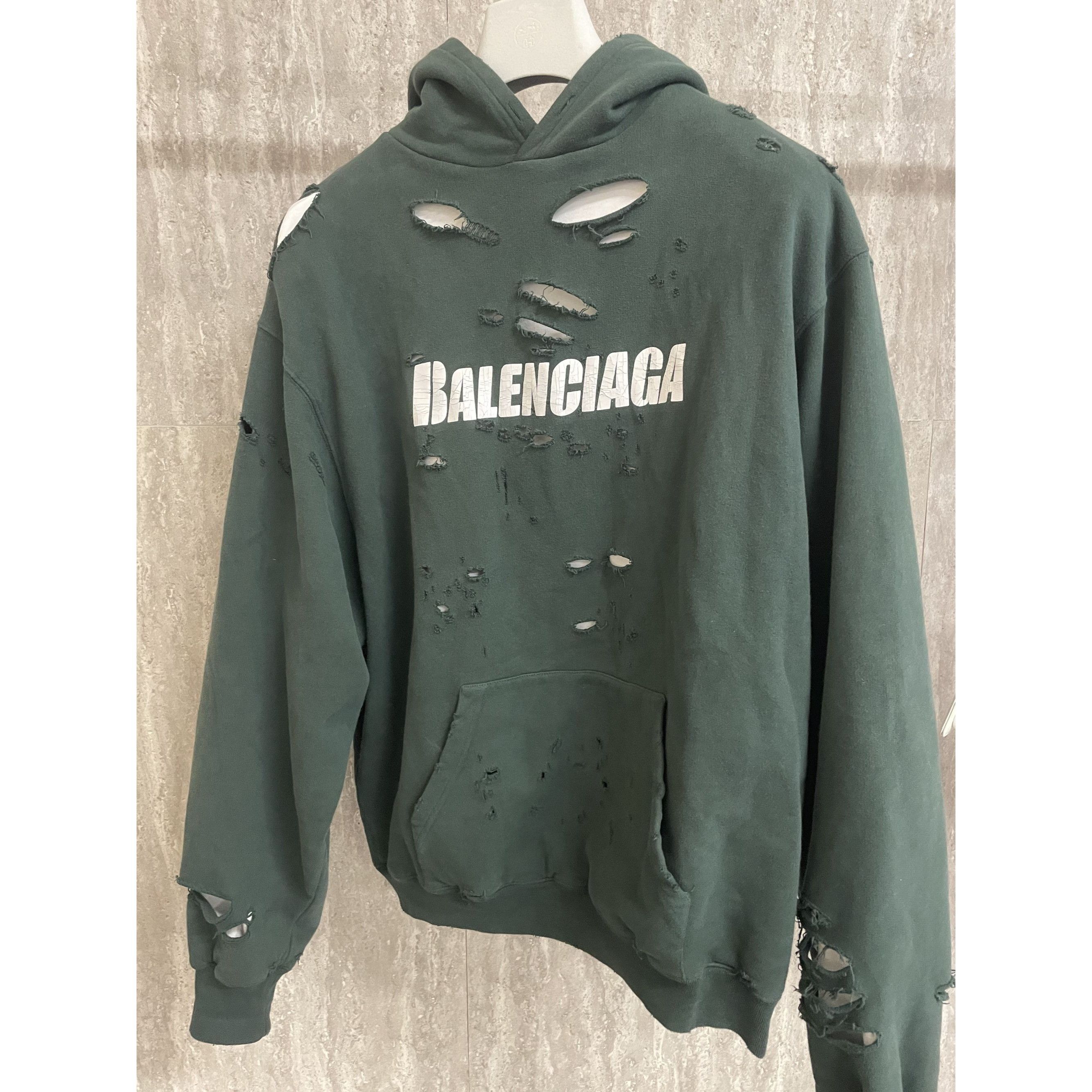 Balenciaga Balenciaga Distressed Green Hoodie With Front Logo Design Size XXS / US 00 / IT 34 - 1 Thumbnail