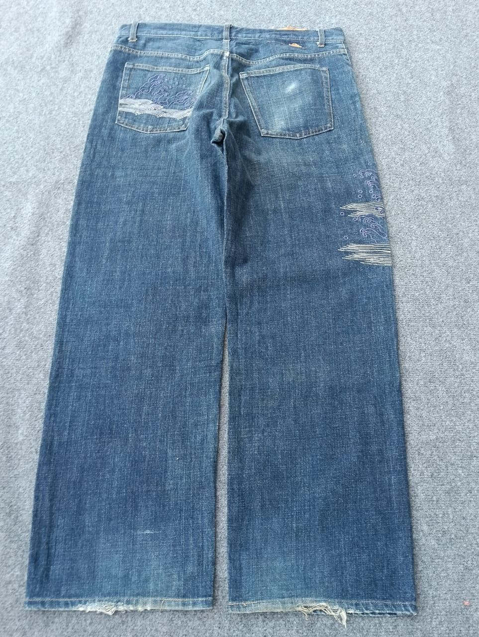Karakuri Tamashii Karakuri Tamashii Embroidered Koi Fish Kintaro Japanese jean Size US 36 / EU 52 - 2 Thumbnail