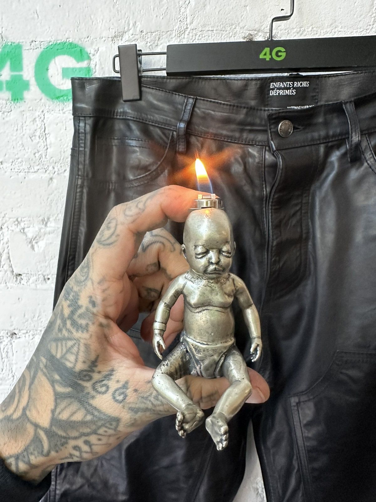 Enfants Riches Deprimes ERD CRYING CRACK BABY HEAD ON FIRE TABLE LIGHTER Size ONE SIZE - 12 Thumbnail