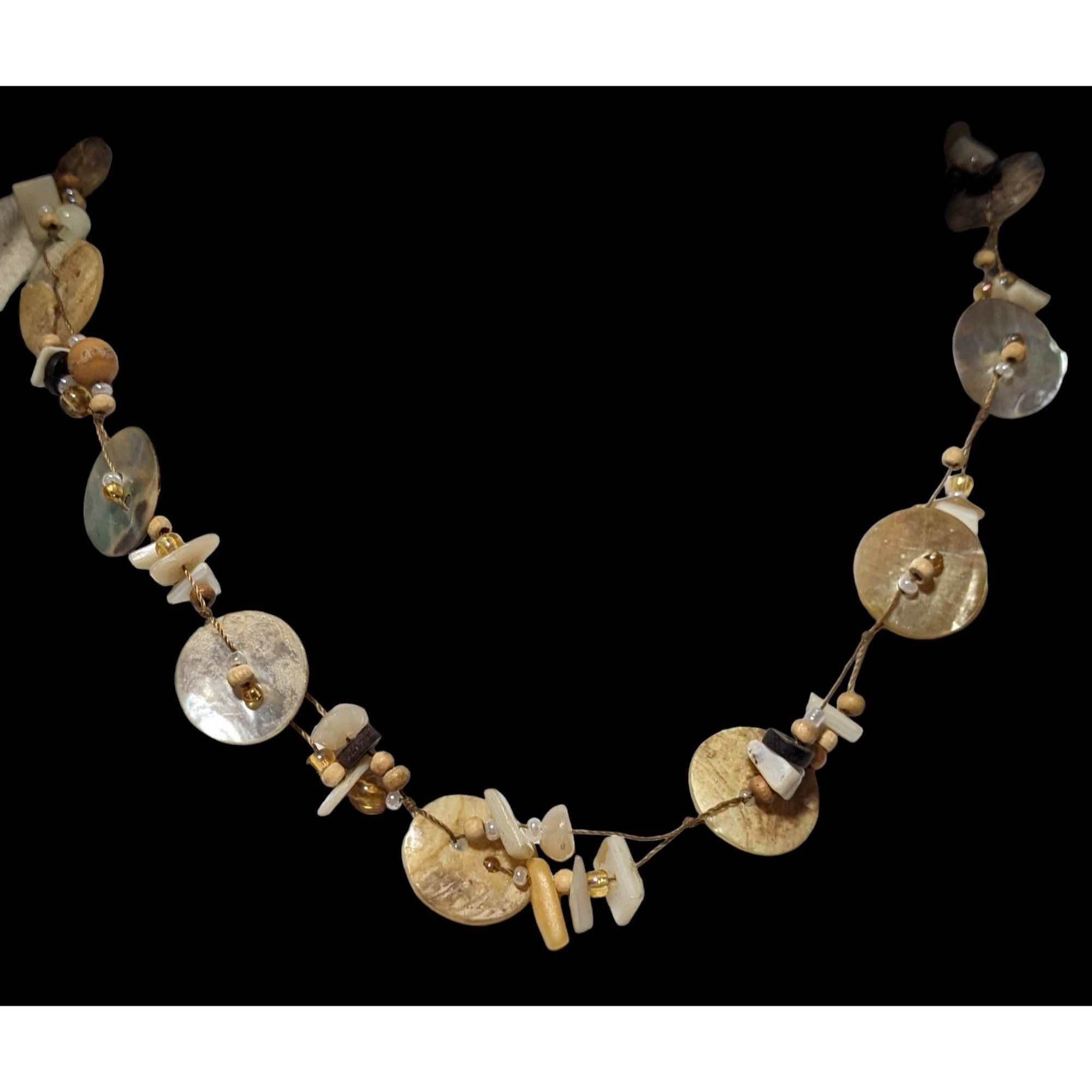 Other Retro Shell Stone And Glass Beaded Necklace Size ONE SIZE - 2 Thumbnail