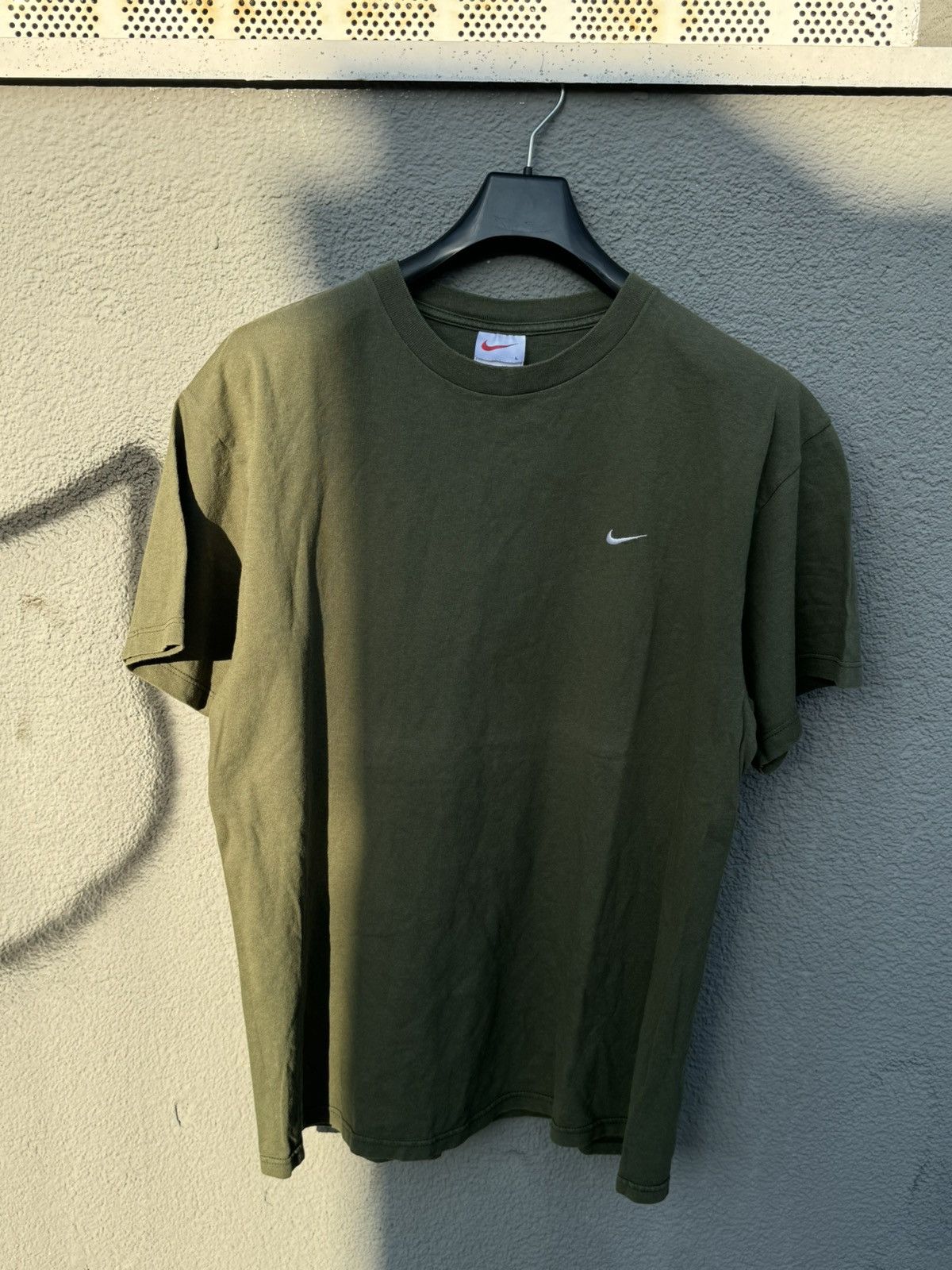 Nike × Vintage Vintage Nike T-Shirt Brown USA Size US L / EU 52-54 / 3 - 1 Thumbnail