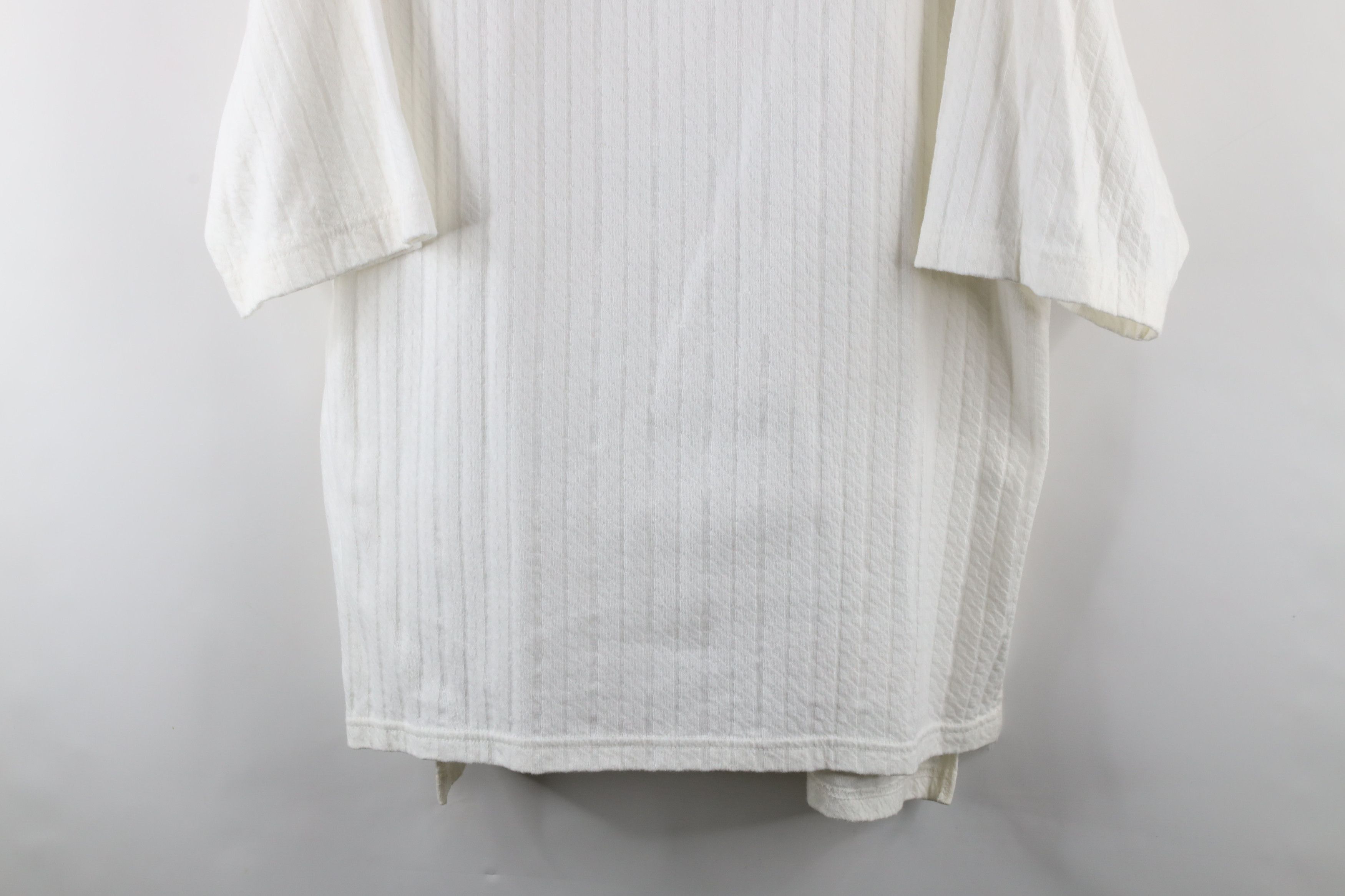 Vintage Vintage 90s Streetwear Textured Baggy Fit Henley T-Shirt USA Size US L / EU 52-54 / 3 - 3 Thumbnail