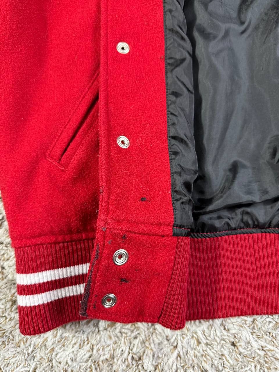 True Religion Vintage True Religion Snap Front Red Varsity Jacket Size US M / EU 48-50 / 2 - 15 Thumbnail