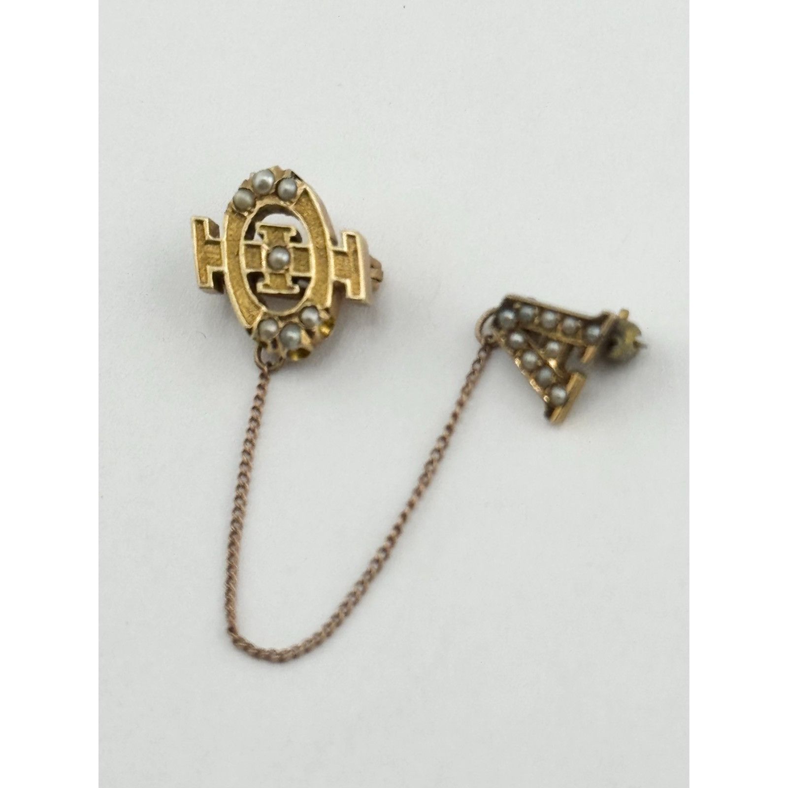 Vintage Vintage 14k Seed Pearl Fraternity badge chapter guard pin Size ONE SIZE - 2 Thumbnail