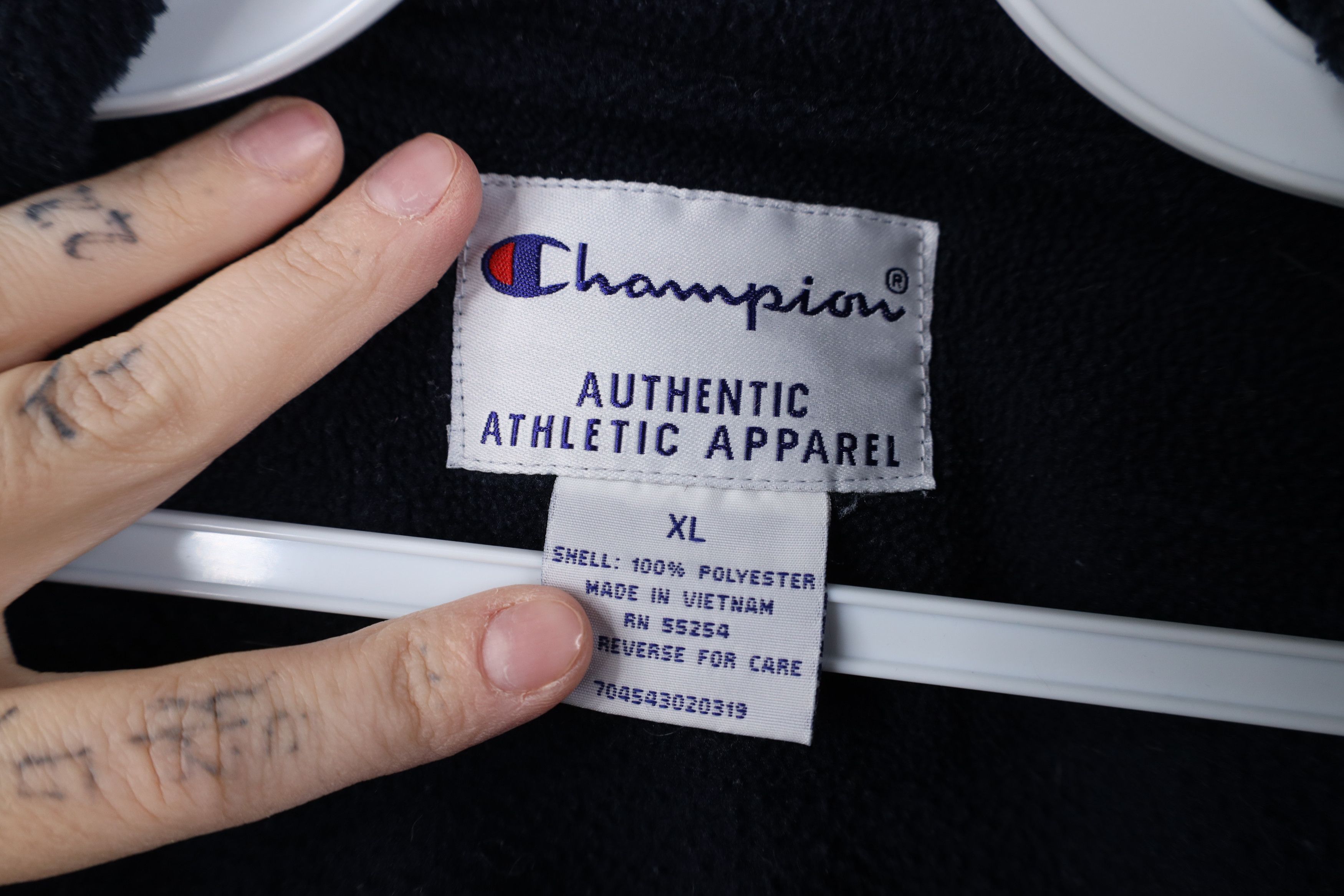 Champion Vintage 90s Champion Heavy Half Zip Fleece Pullover Sweater Size US XL / EU 56 / 4 - 11 Thumbnail
