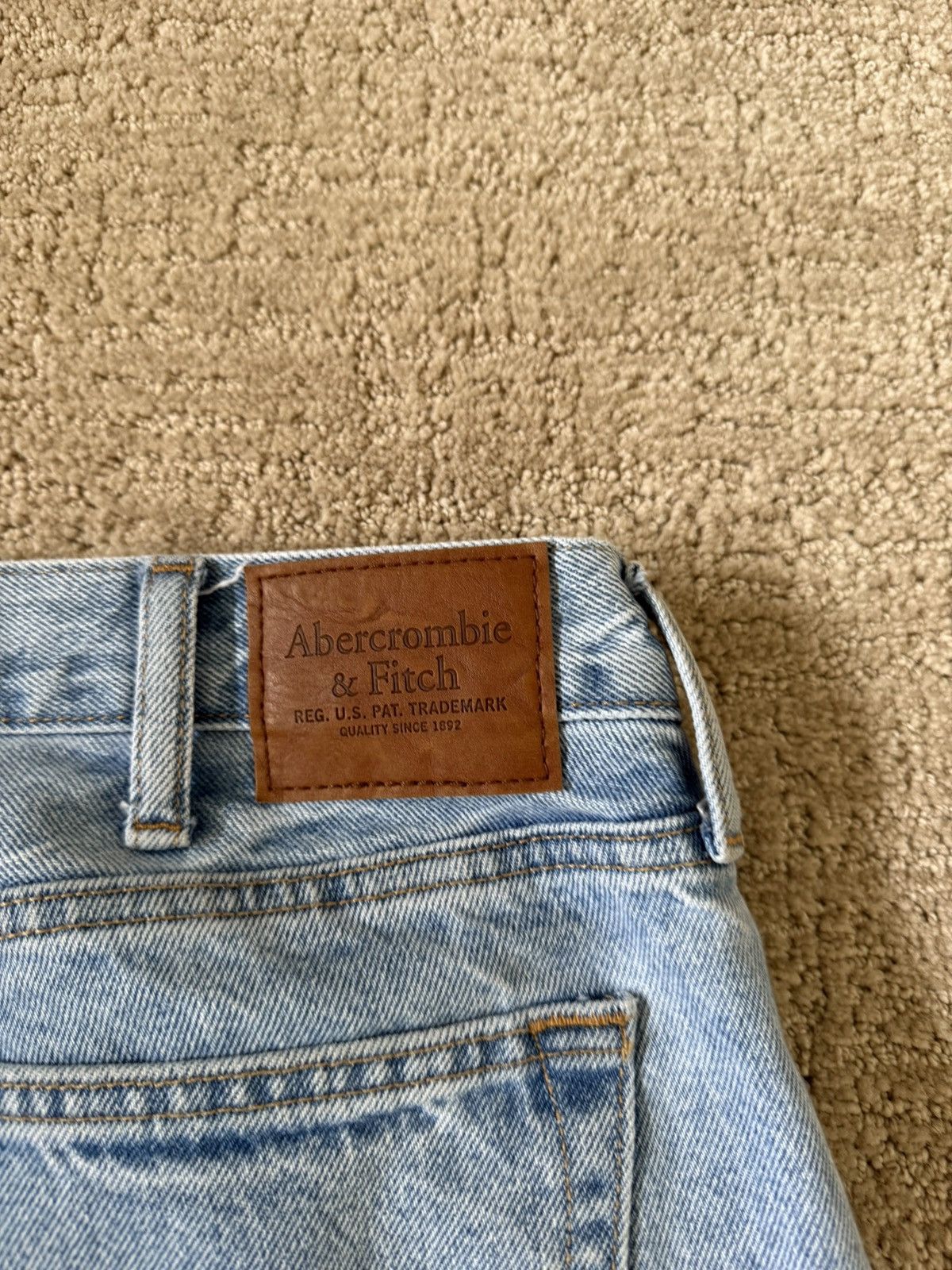 Abercrombie & Fitch × Vintage Light Blue Vintage Wash Size US 38 / EU 54 - 2 Thumbnail