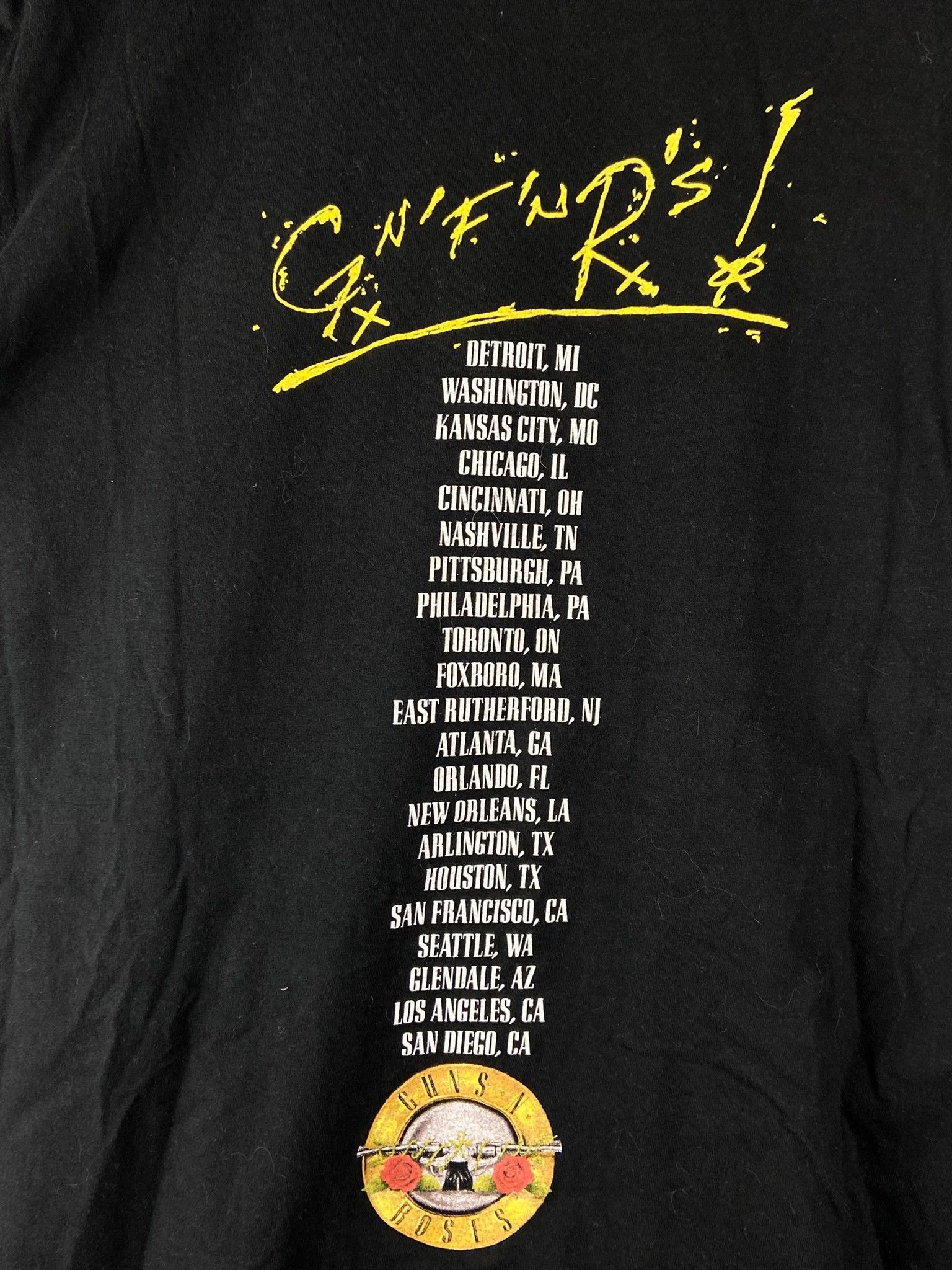 Guns N' Roses Guns N Roses t-shirt black band tee vintage Size US XL / EU 56 / 4 - 5 Thumbnail