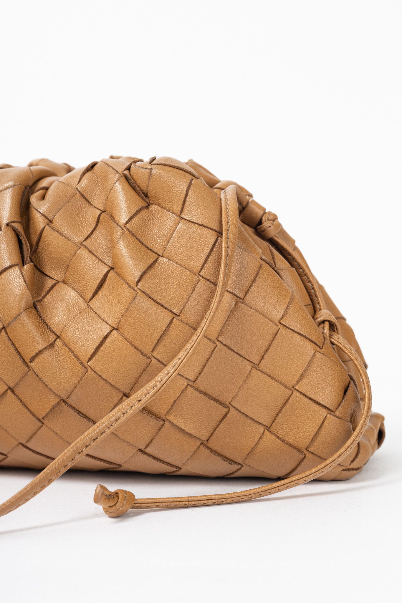 Bottega Veneta Bottega Veneta The Mini Pouch Nappa Intrecciato Crossbody Size ONE SIZE - 7 Thumbnail