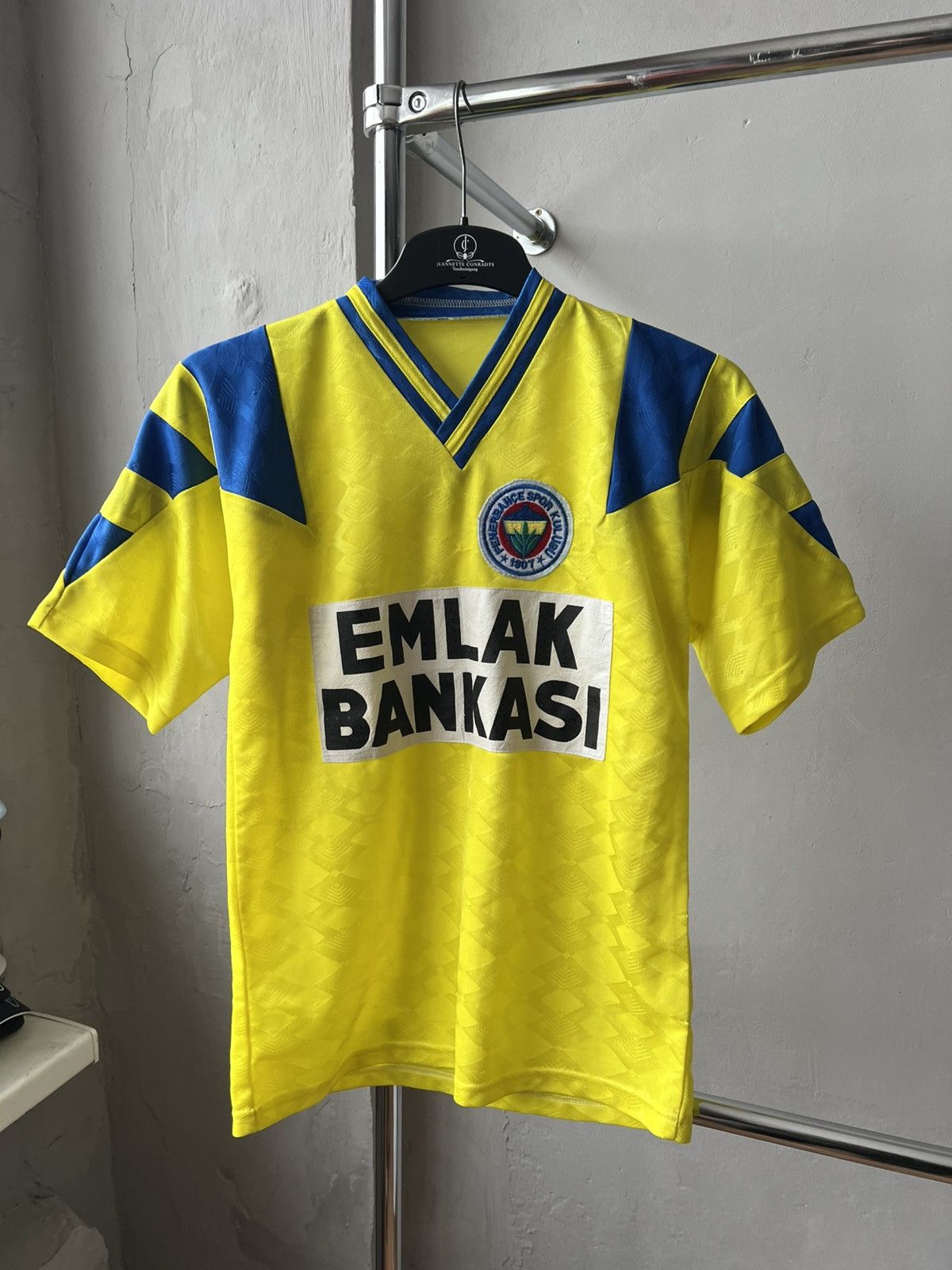 Vintage 1991/93 FENERBAHCE HOME RETRO REPLICA #8 SOCCER JERSEY SHIRT Size US M / EU 48-50 / 2 - 2 Thumbnail