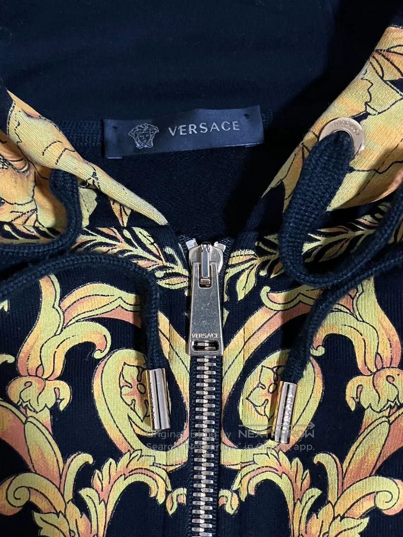 Versace Versace Jacket and sweatshirt Size US L / EU 52-54 / 3 - 3 Thumbnail