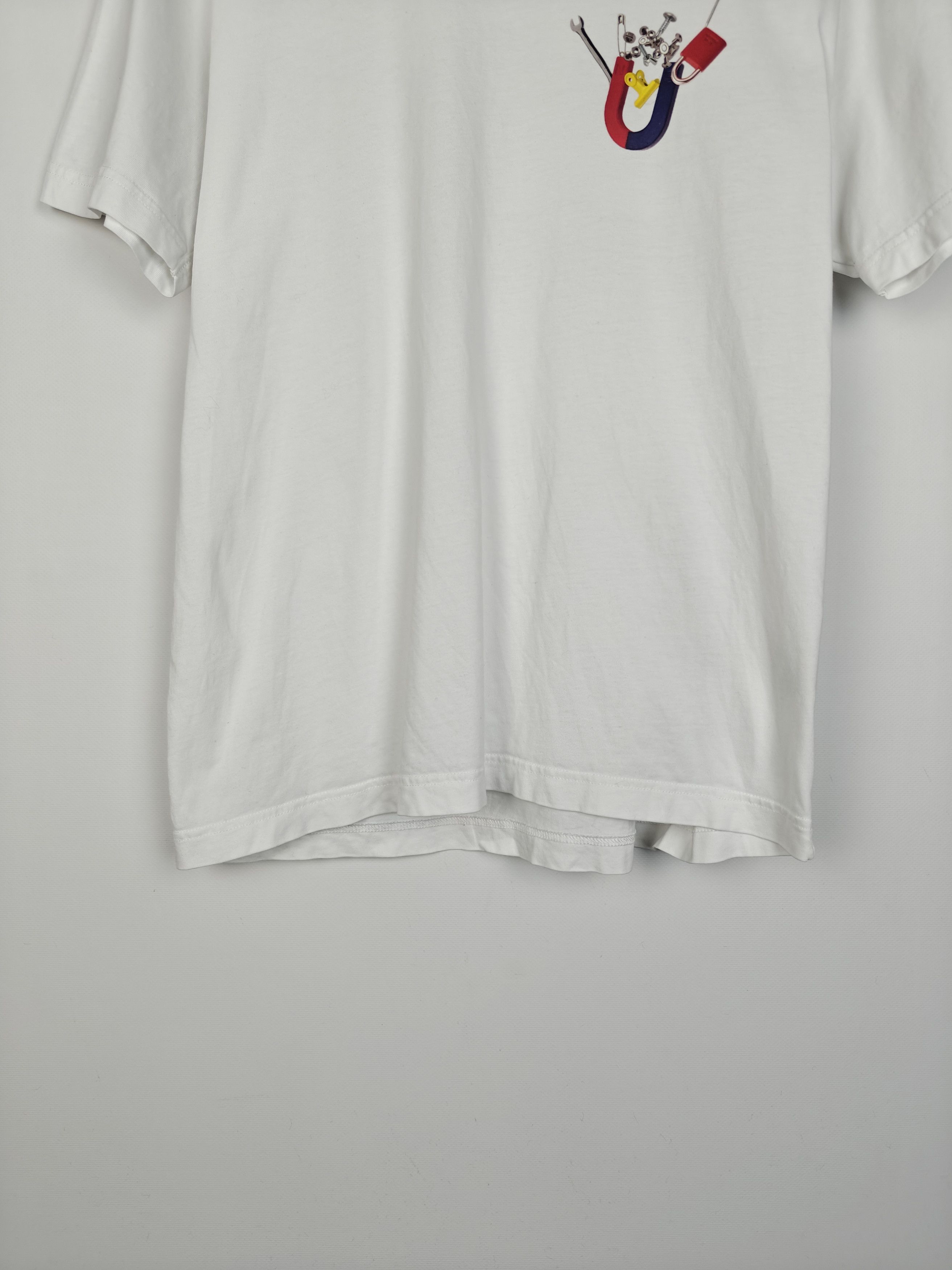 Pokemon × Uniqlo Uniqlo x Pokemon Tee Magma Artist T-Shirt White size M Size US M / EU 48-50 / 2 - 4 Thumbnail