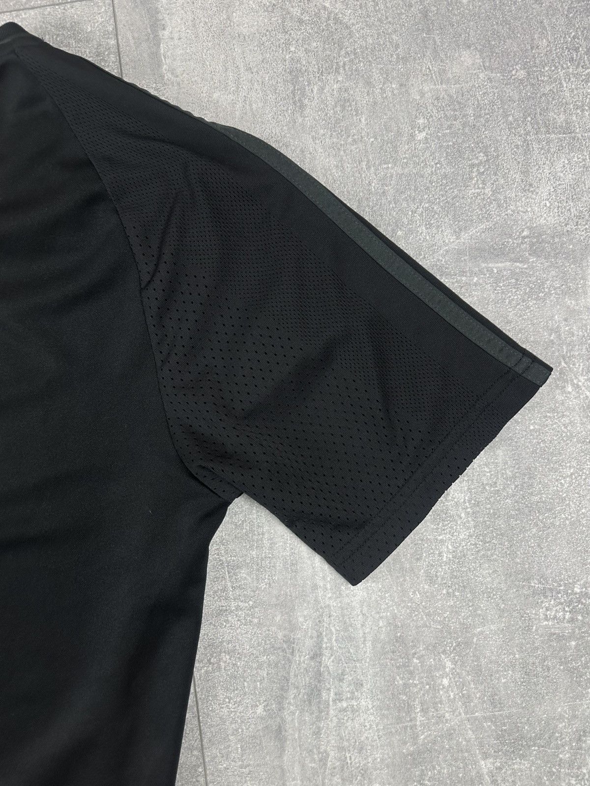 Adidas Adidas Real Madrid 2017/18 Training Soccer Jersey Size US M / EU 48-50 / 2 - 11 Thumbnail